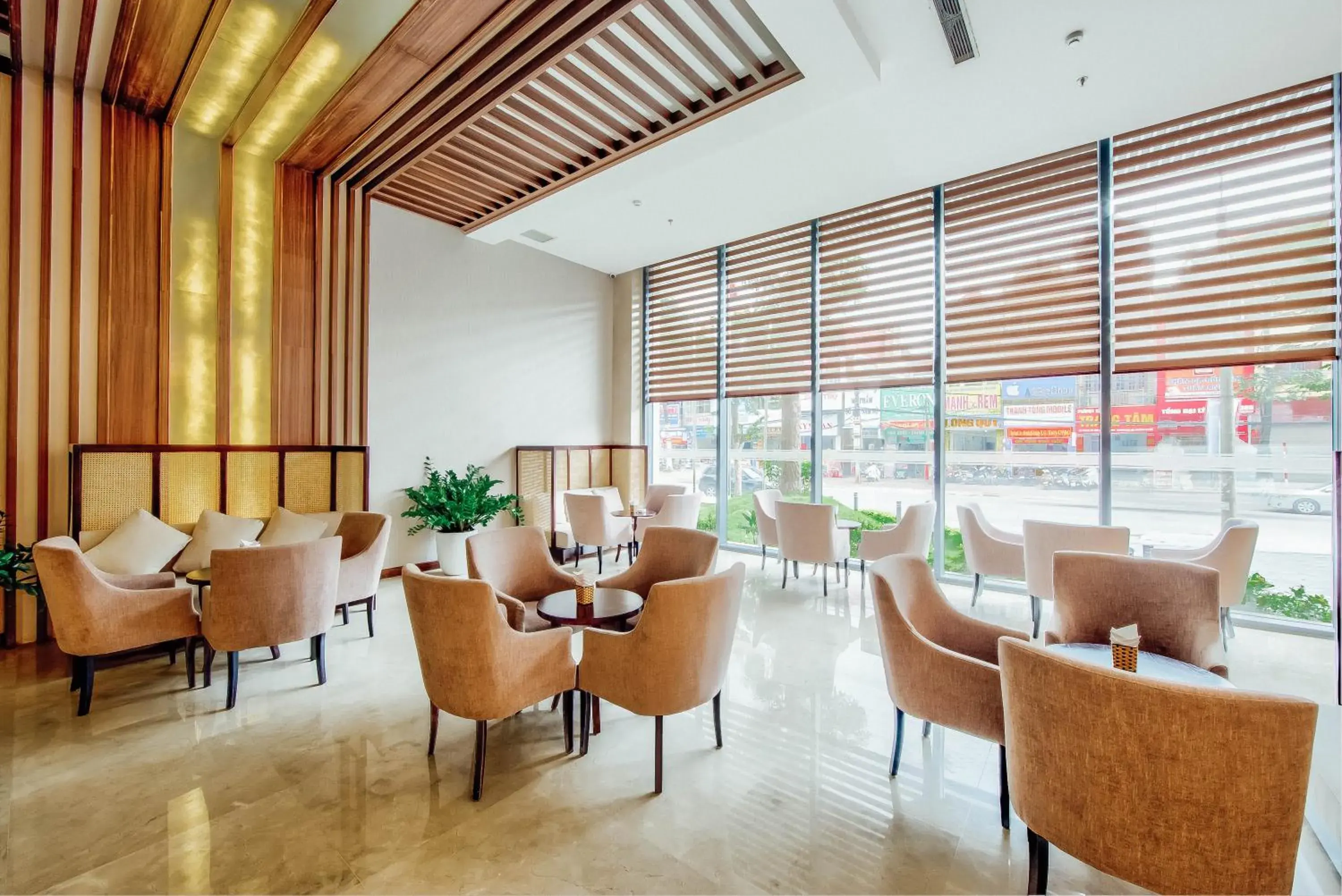 Lobby or reception in Muong Thanh Luxury Bac Ninh Hotel Lobby or reception in Muong Thanh Luxury Bac Ninh Hotel