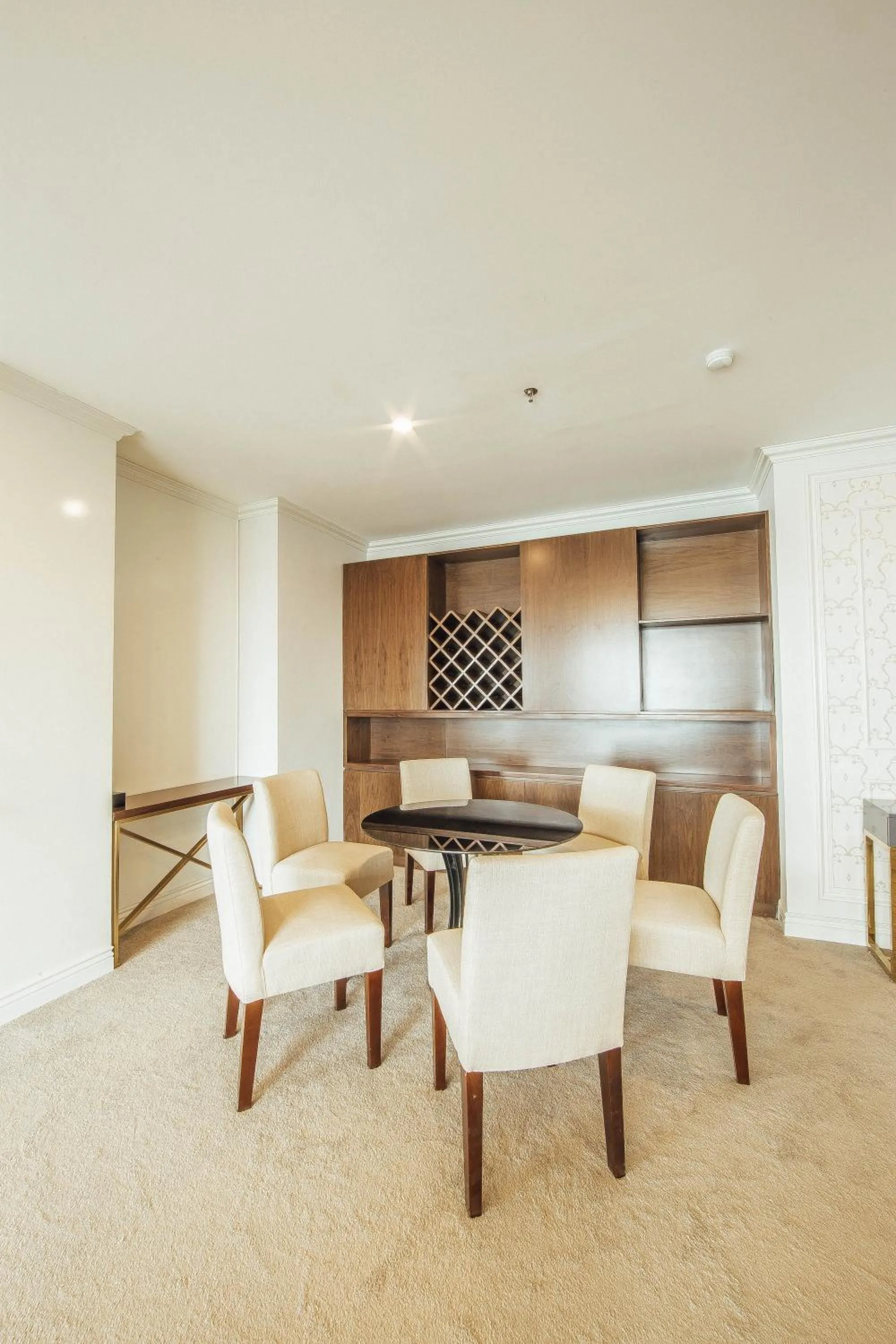 Living room in Muong Thanh Luxury Bac Ninh Hotel