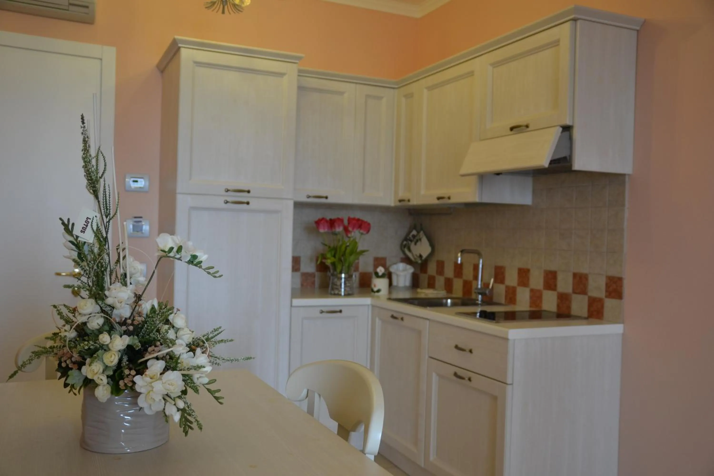 Coffee/tea facilities in Incantea Resort