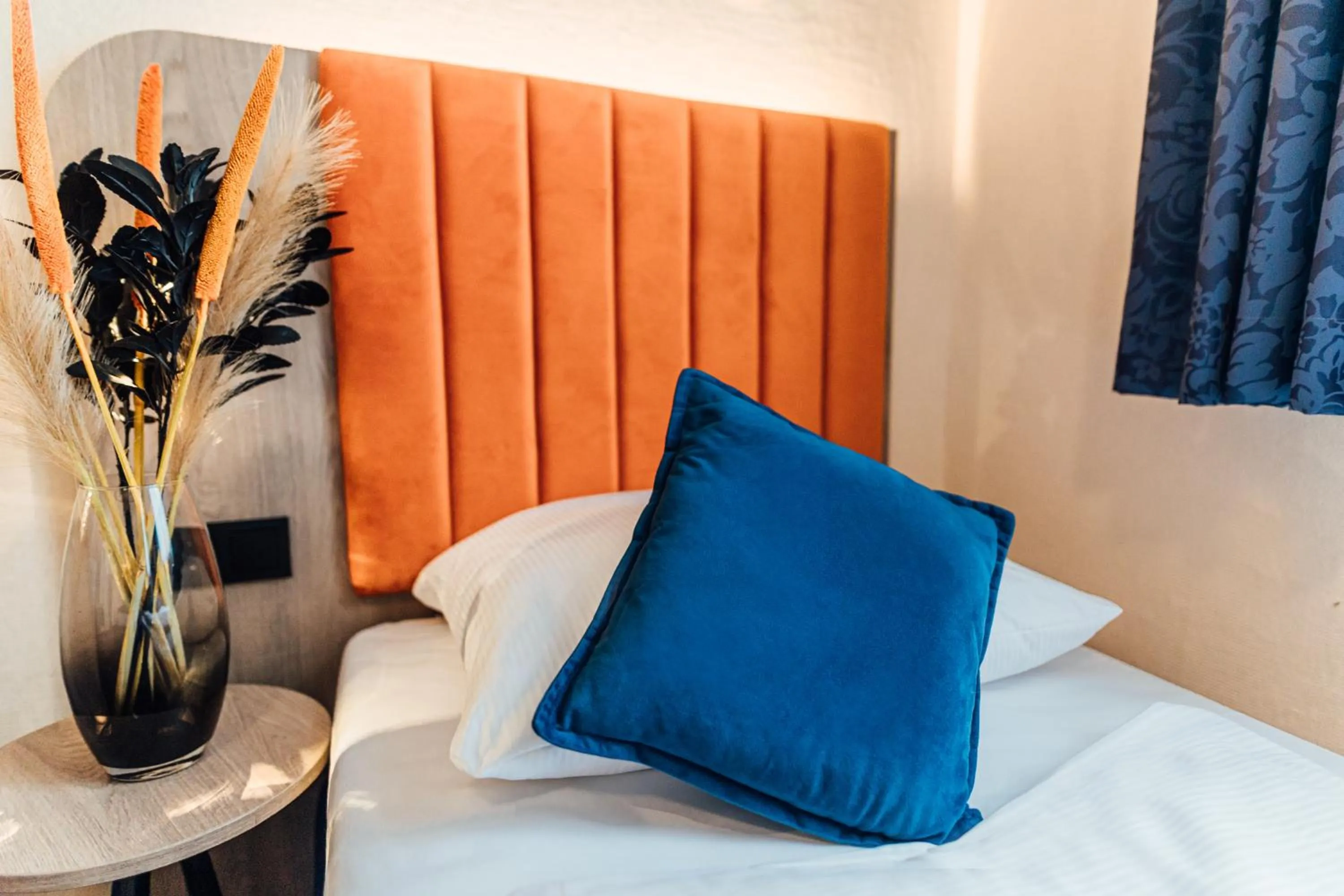 Decorative detail, Bed in Hotel Commerz Hamburg