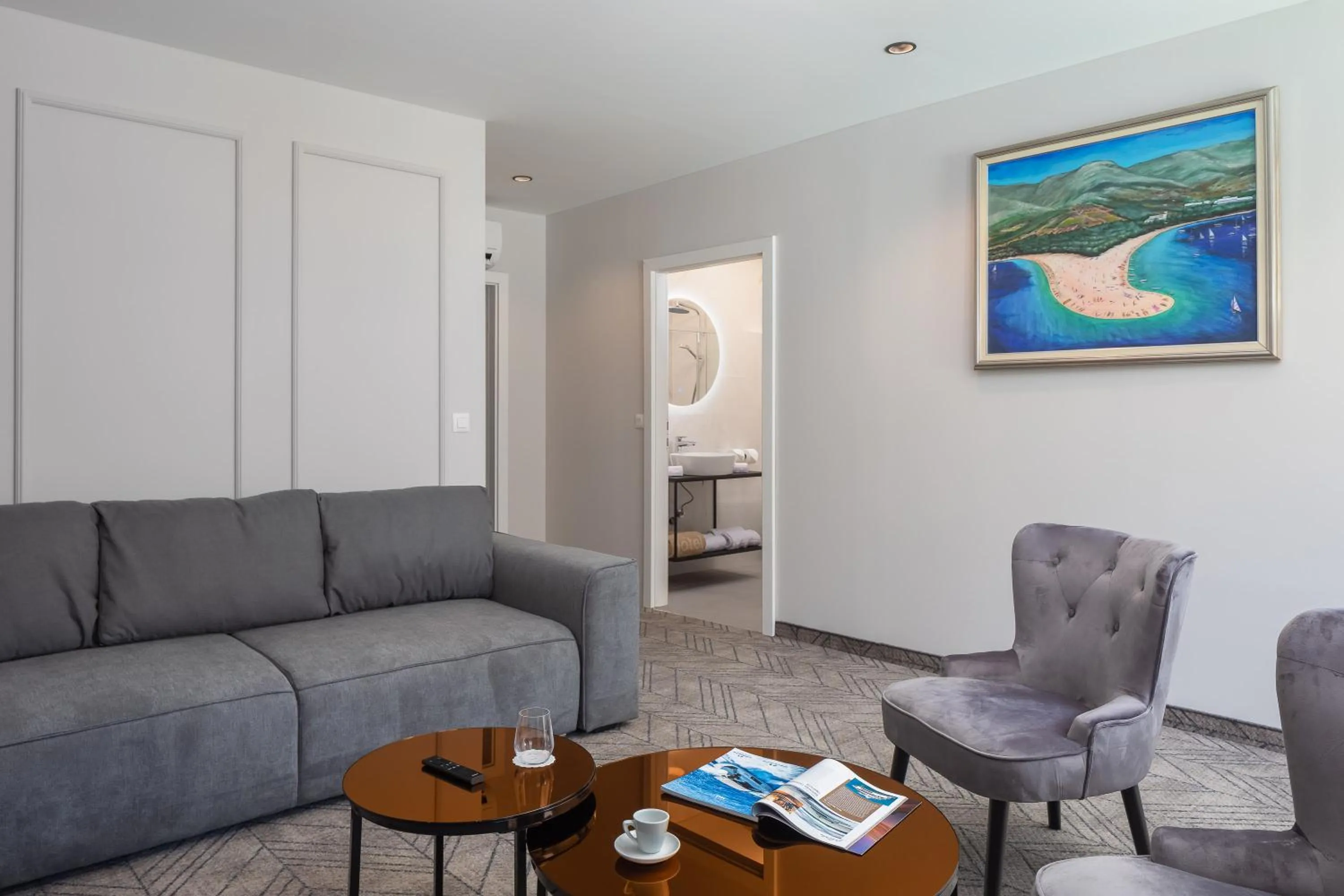 Living room in Zlatni Rat Beach Resort