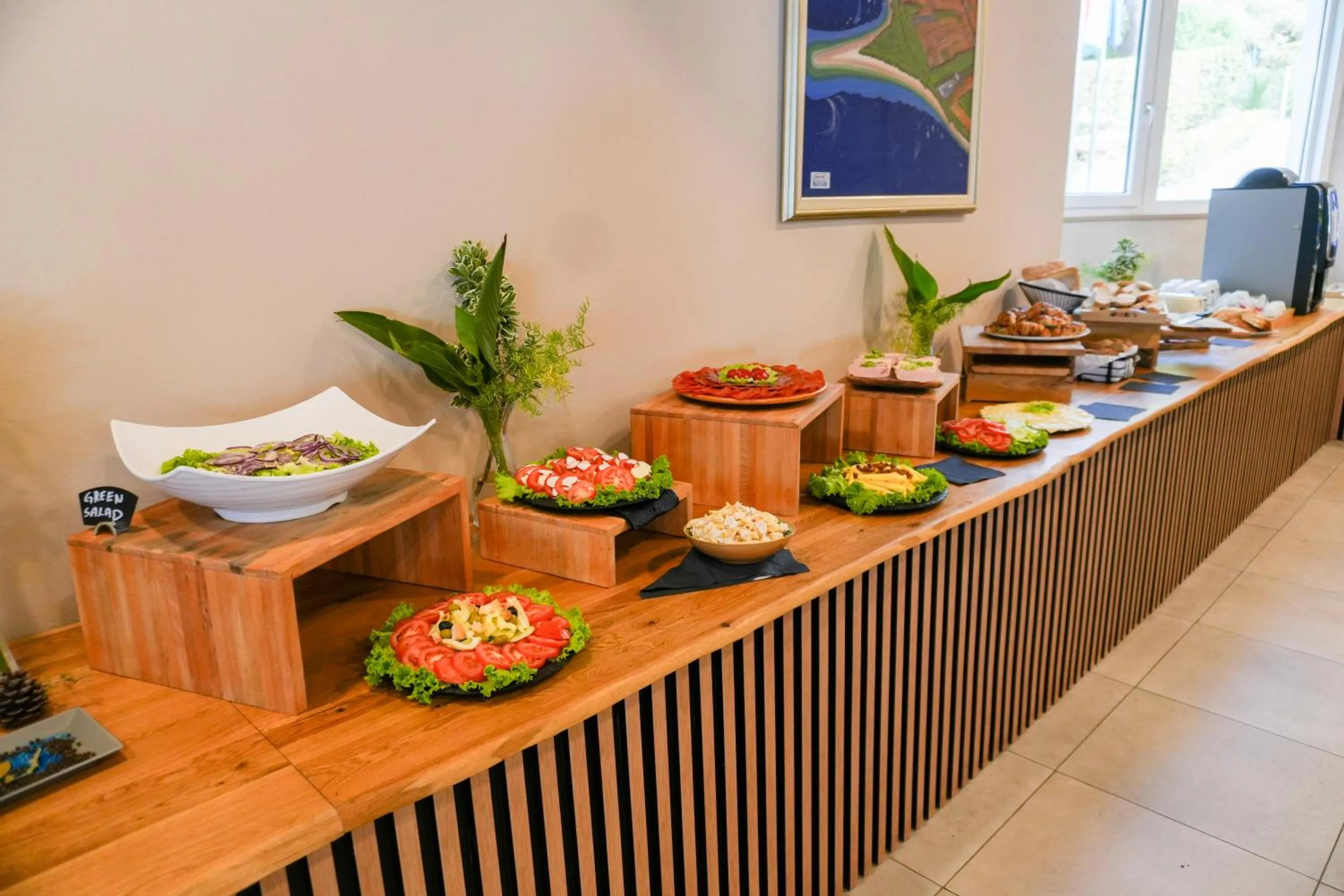 Buffet breakfast in Zlatni Rat Beach Resort
