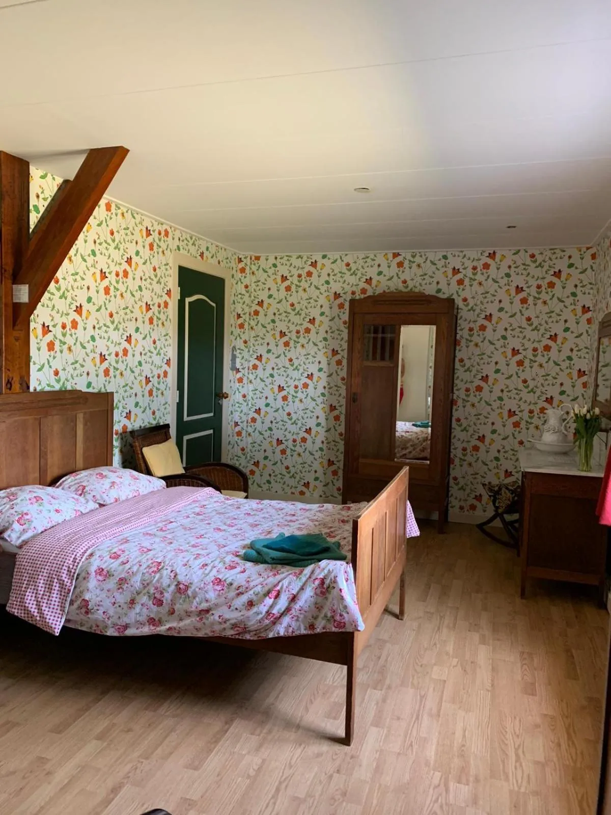 Bed in B&B De Kaagse Koe