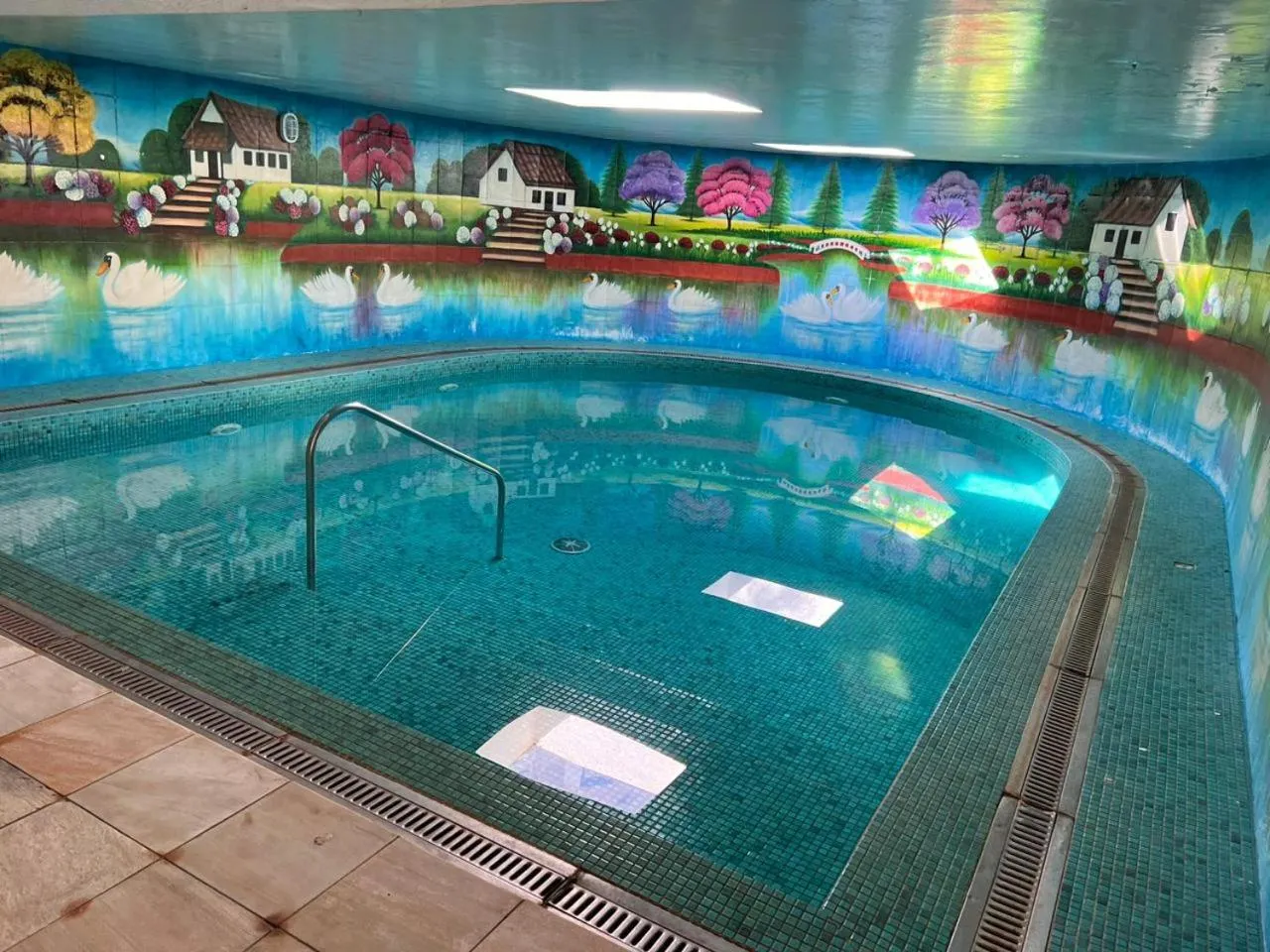 Swimming pool in Hotel Nacional Inn Araxá Previdência