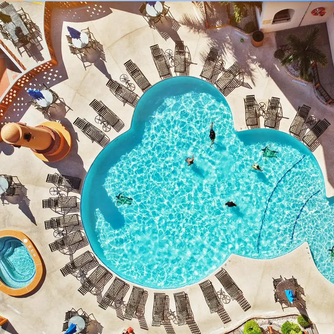 Property building in Sea of Cortez Beach Club Property building in Sea of Cortez Beach Club