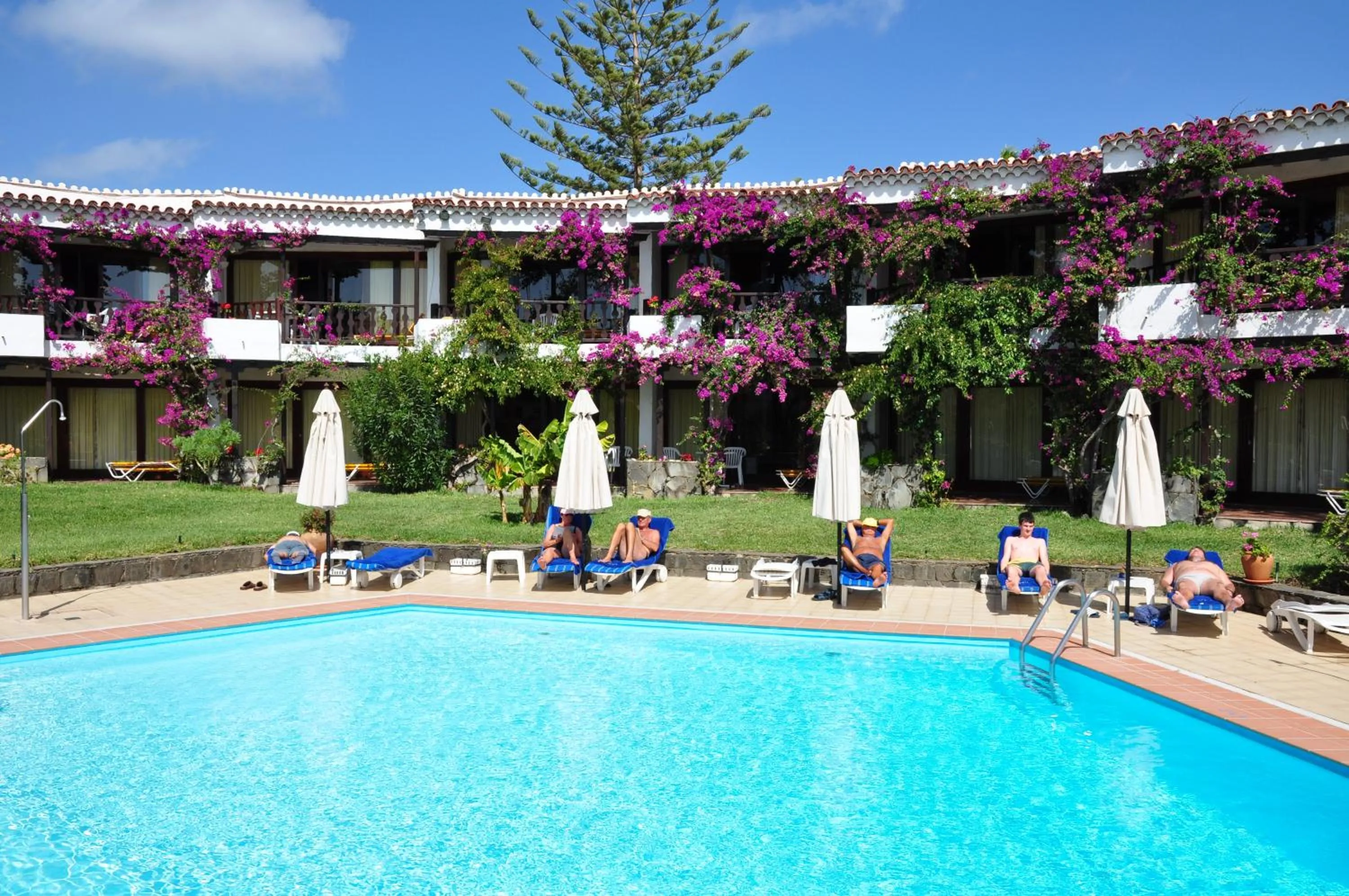 People in Apartamentos Casas Carmen - Adults Only