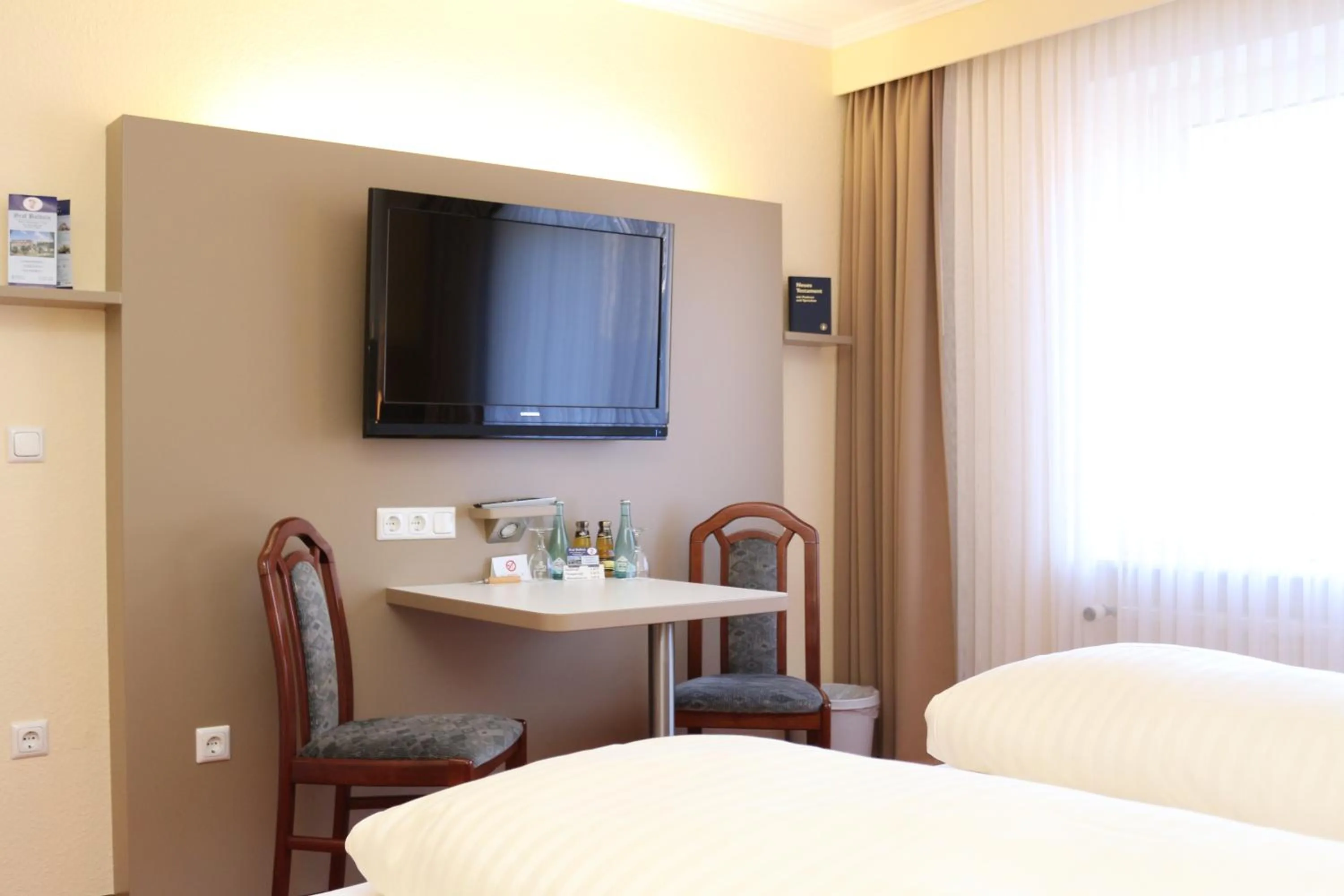 Photo of the whole room, Bed in Hotel Graf Balduin