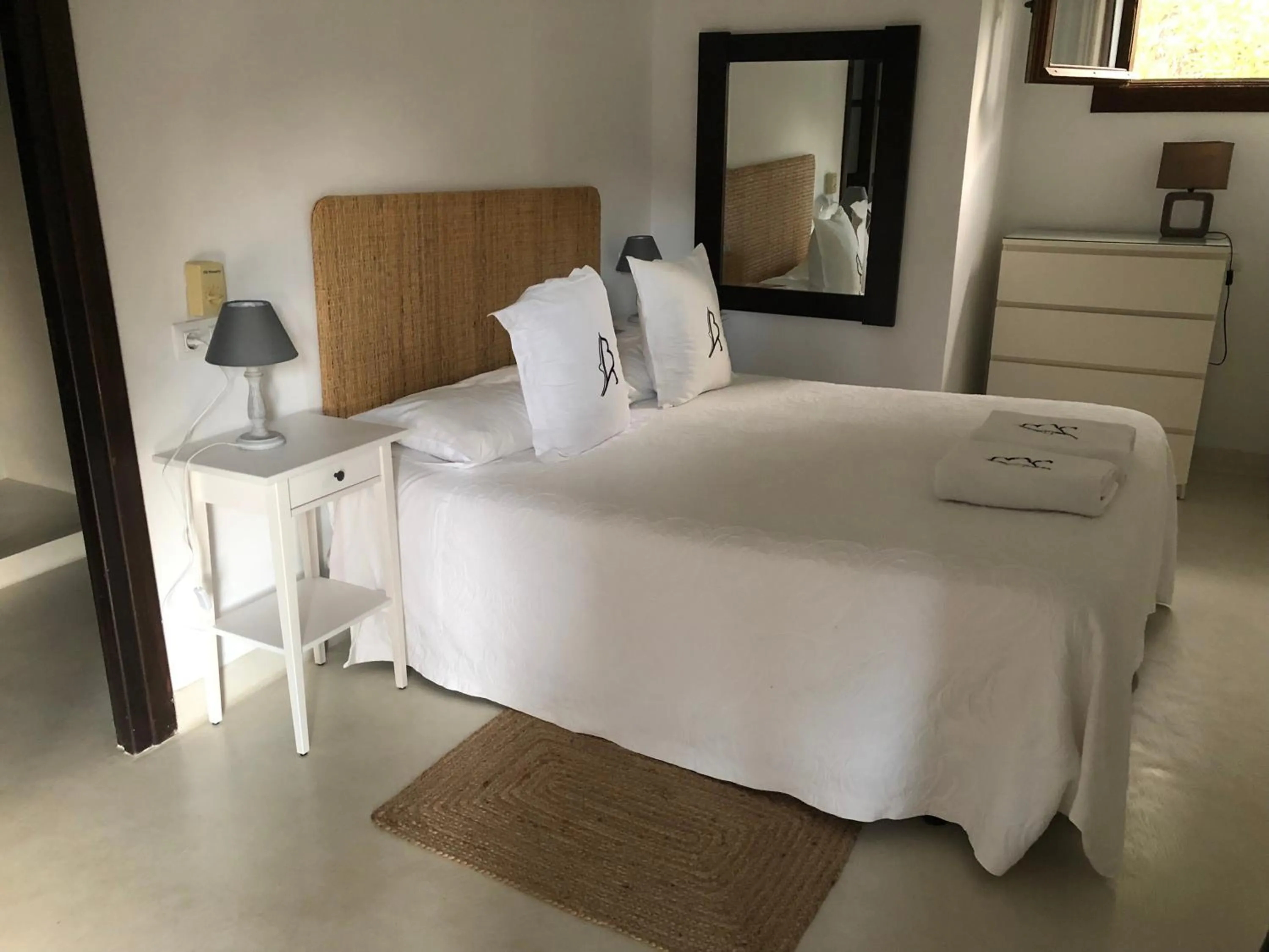 Bed in La Almendra y El Gitano