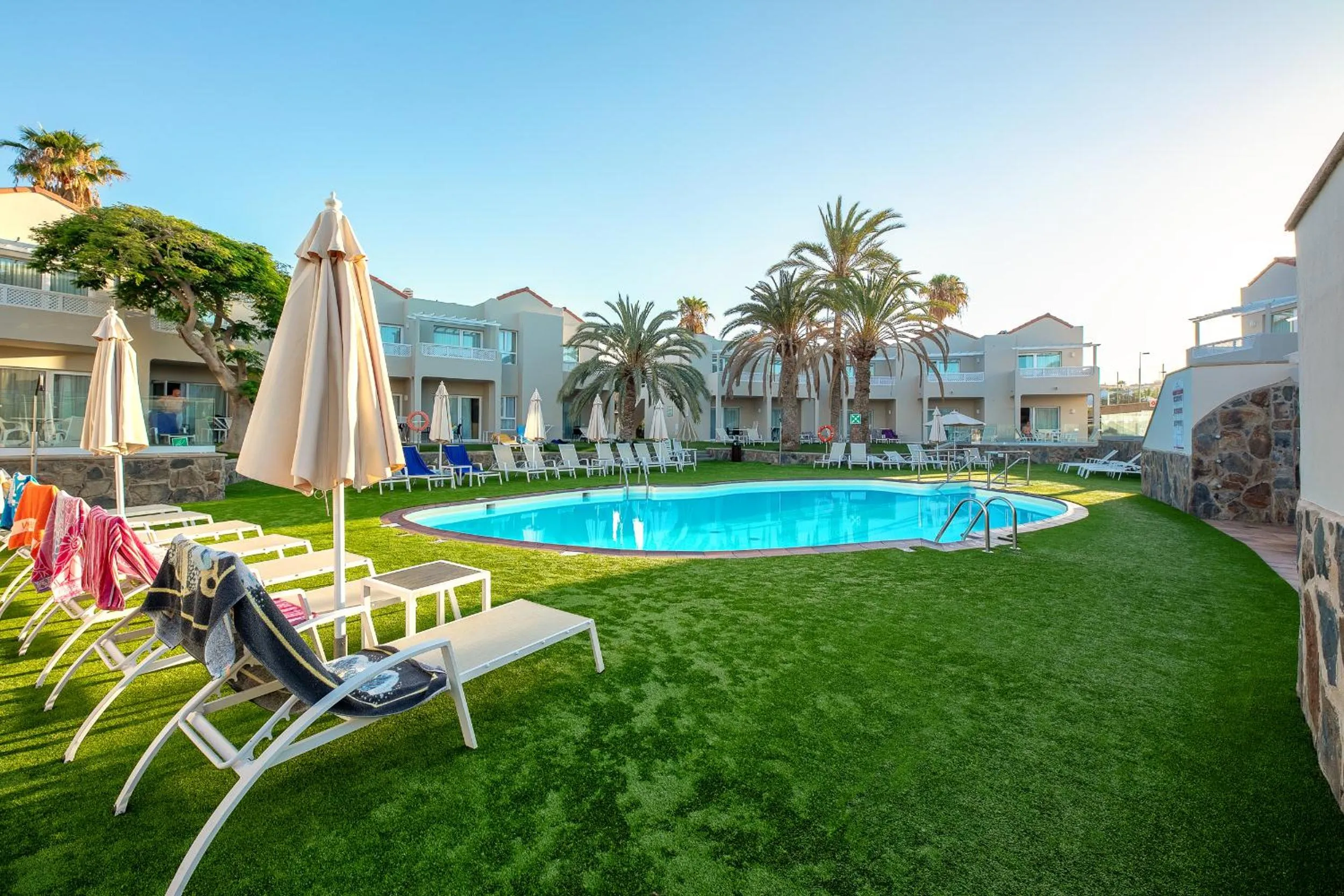 Swimming pool in Apartamentos LIVVO Koala Garden