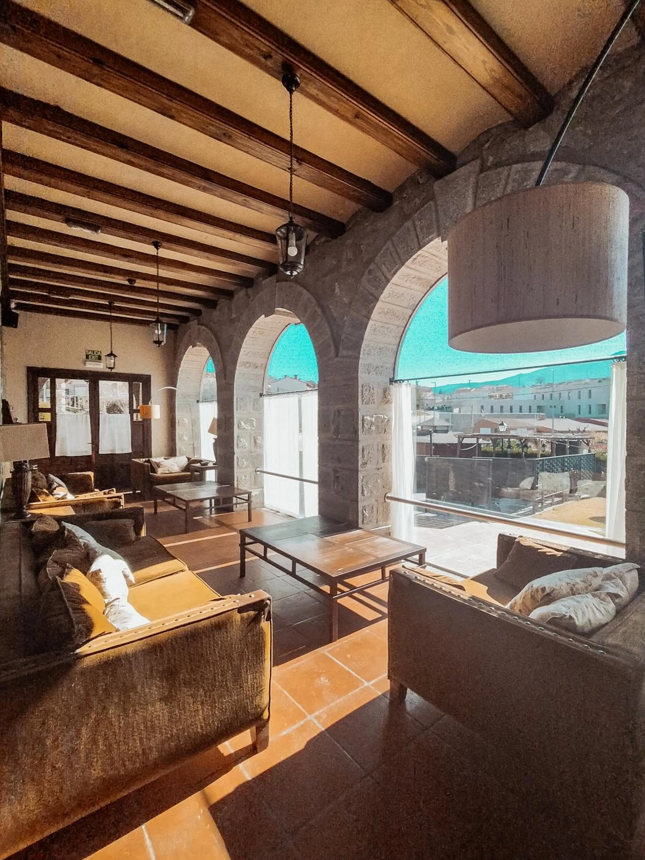 Lounge or bar in Posada Real Restaurante El Linar Del Zaire