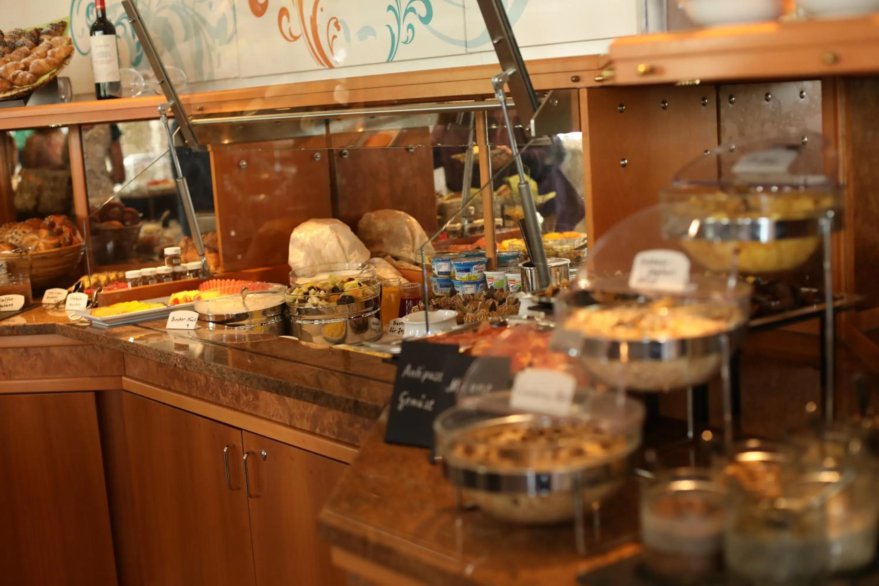 Continental breakfast in Landhotel Rügheim