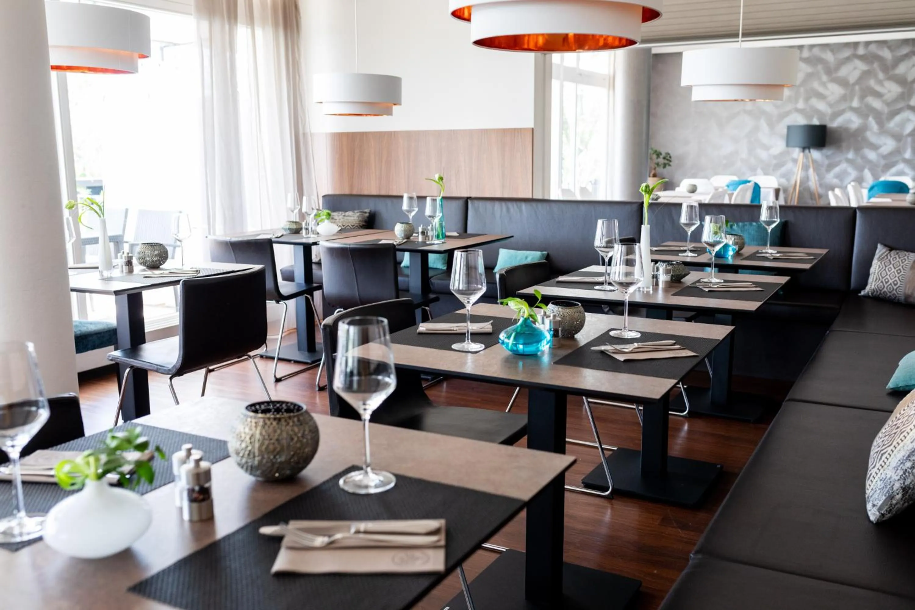 Restaurant/places to eat in Landhotel Rügheim