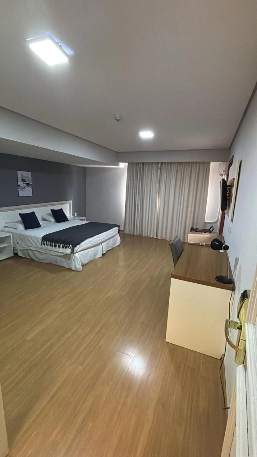 Bed in Embaixador Hotel & Centro de Eventos by Fast10