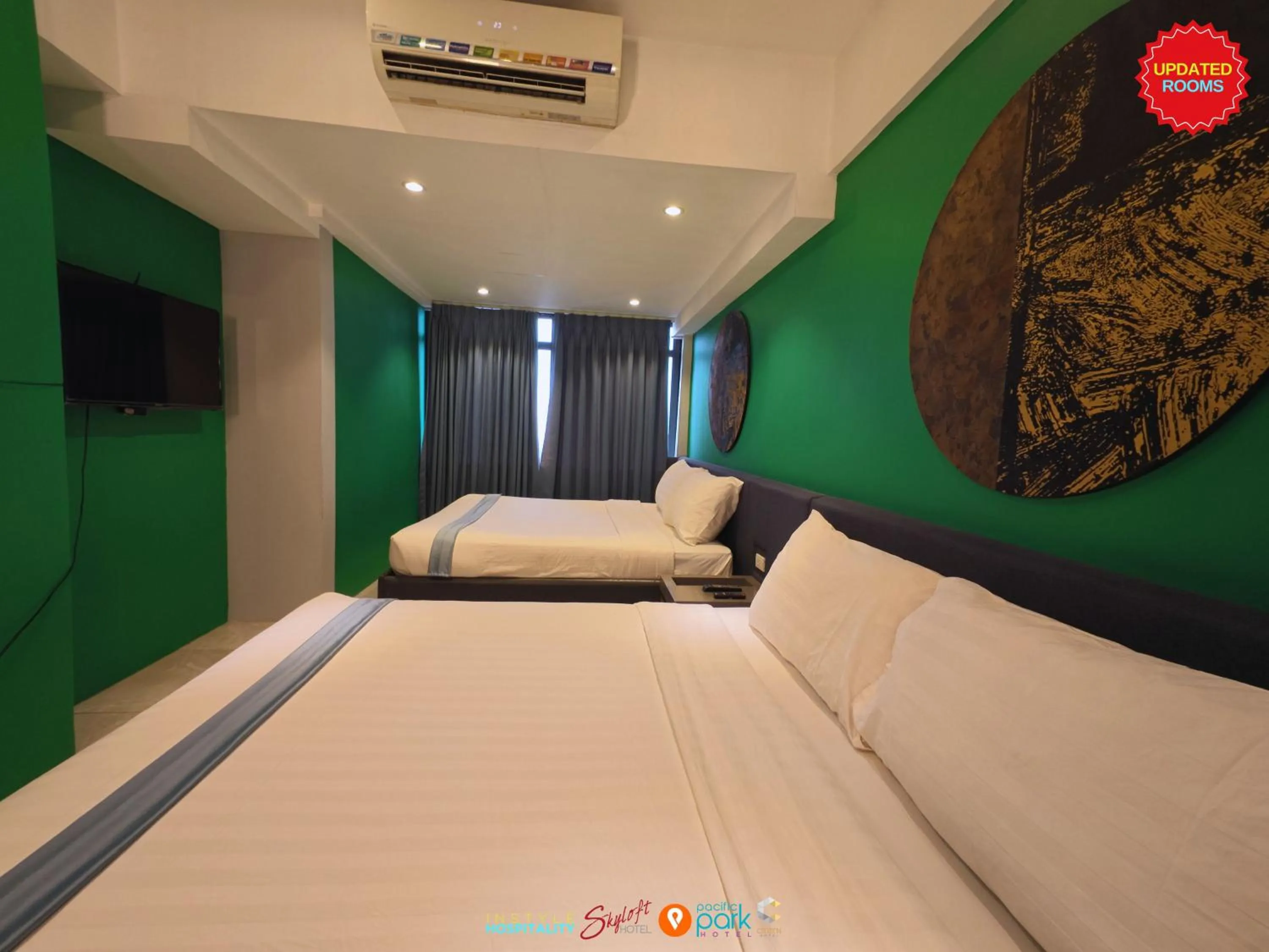 Bedroom, Bed in Skyloft Hotel