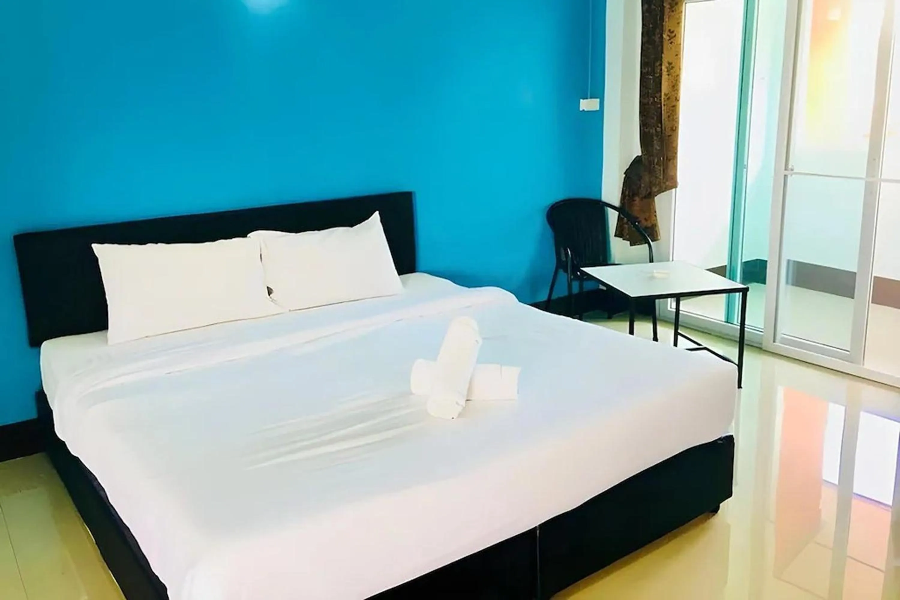 Bed in Chat House Chiang Rai