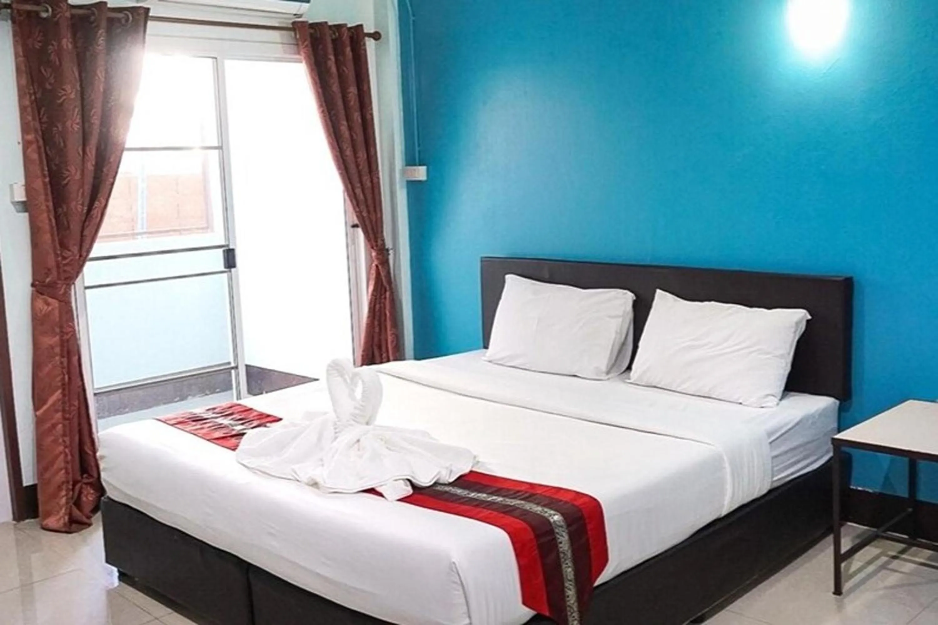 Bed in Chat House Chiang Rai