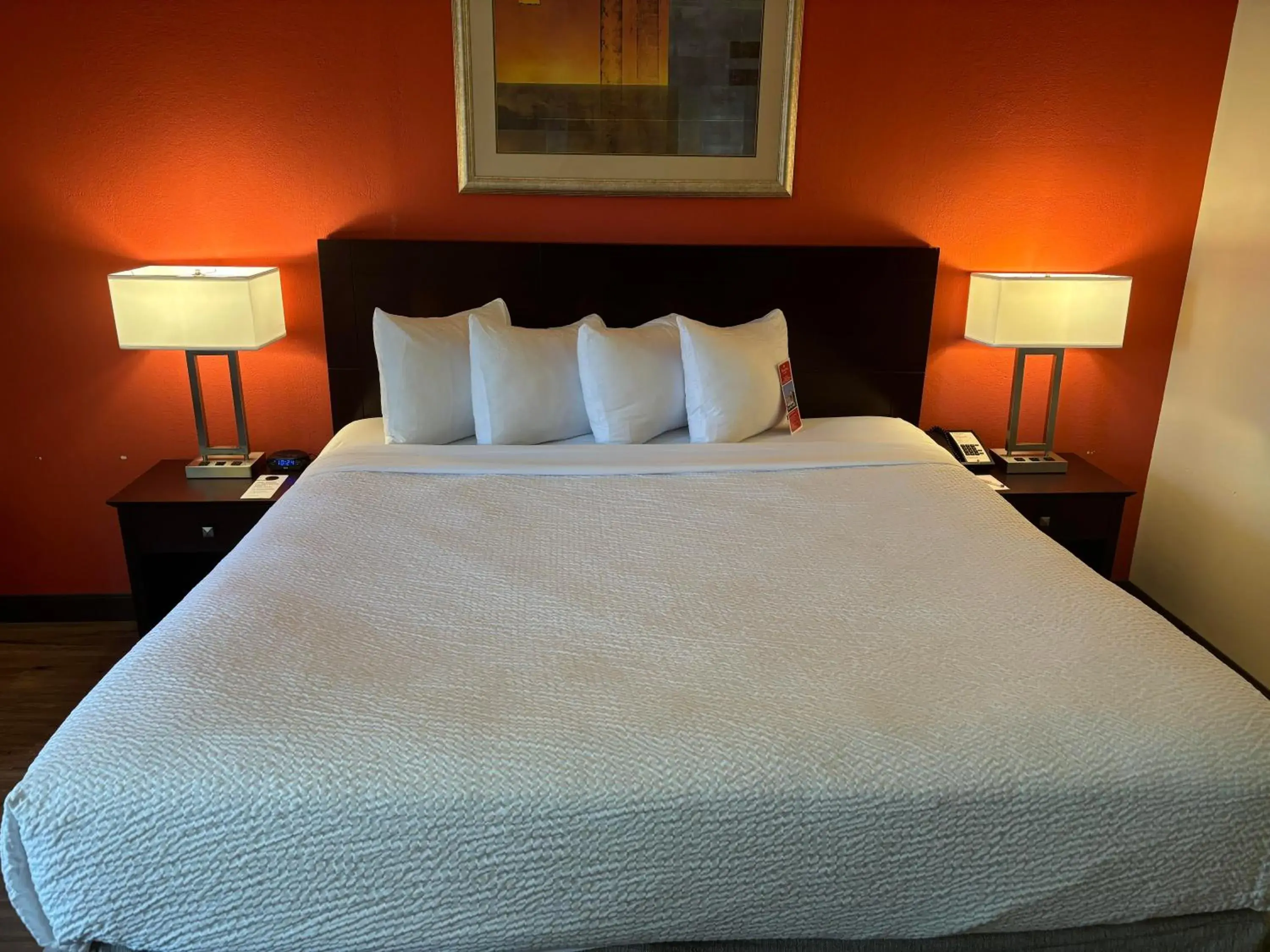 Bed in Ramada by Wyndham Newark/Wilmington Bed in Ramada by Wyndham Newark/Wilmington