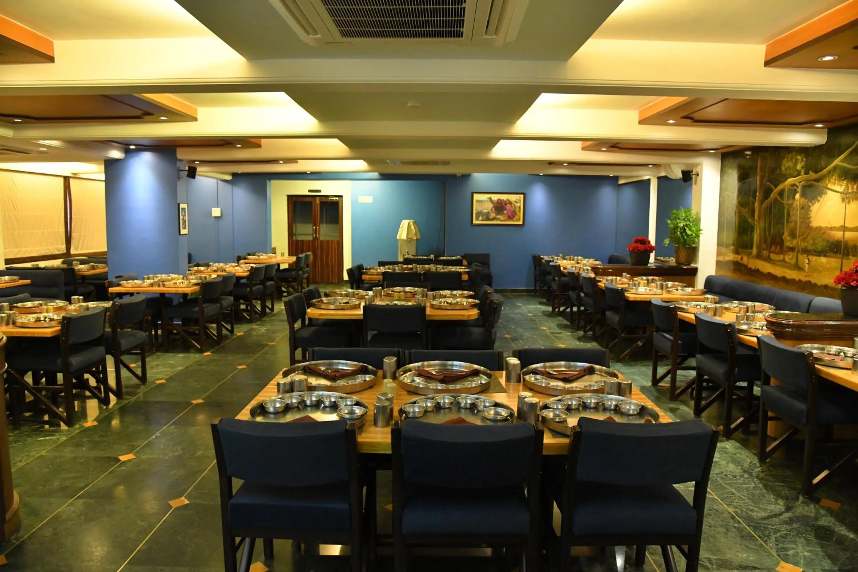 Restaurant/places to eat in Comfort Inn Prince