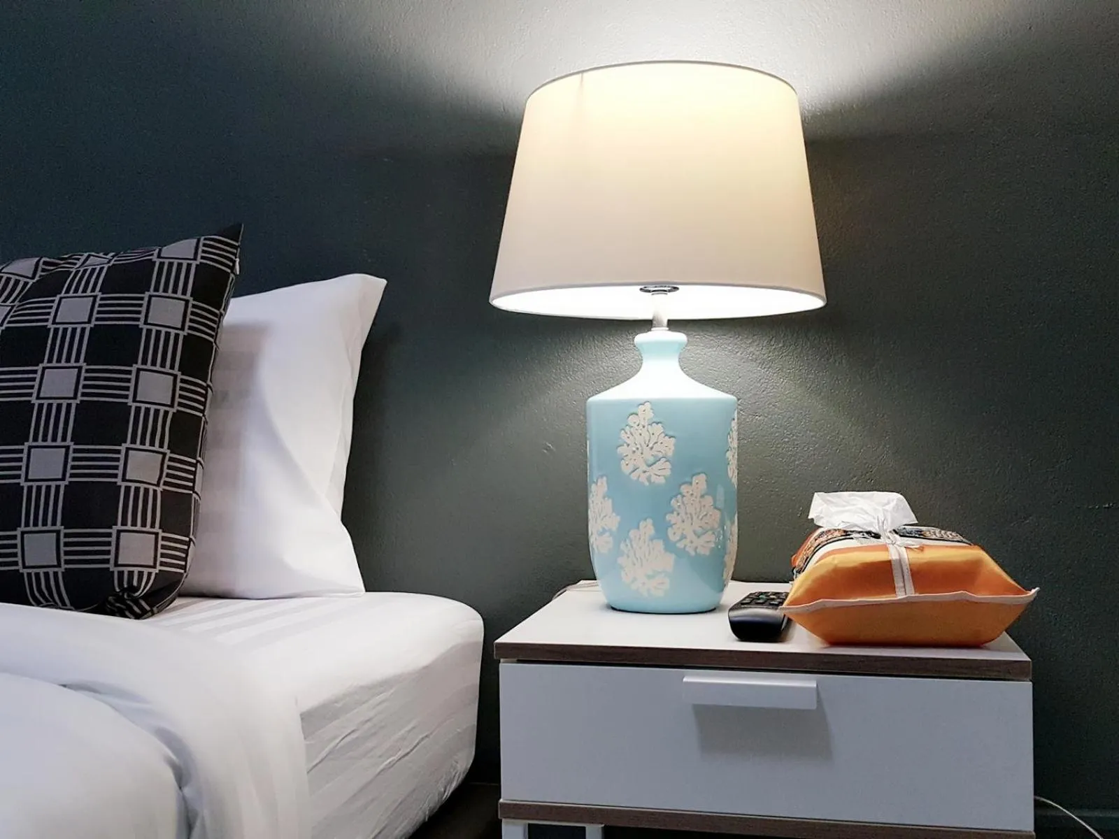 Decorative detail, Bed in Baan Pinklao