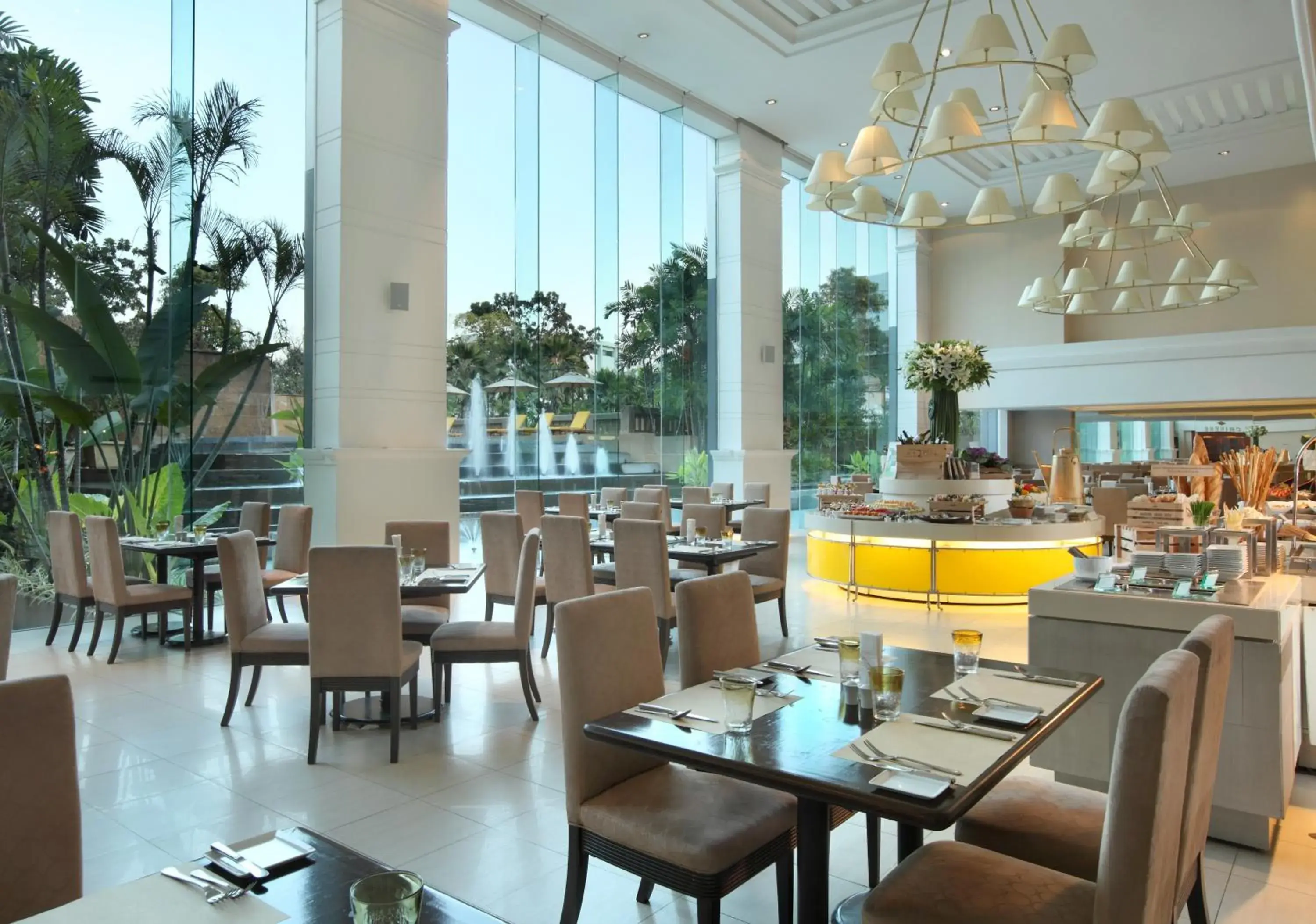 Restaurant/places to eat in Dusit Princess Srinakarin Bangkok Restaurant/places to eat in Dusit Princess Srinakarin Bangkok