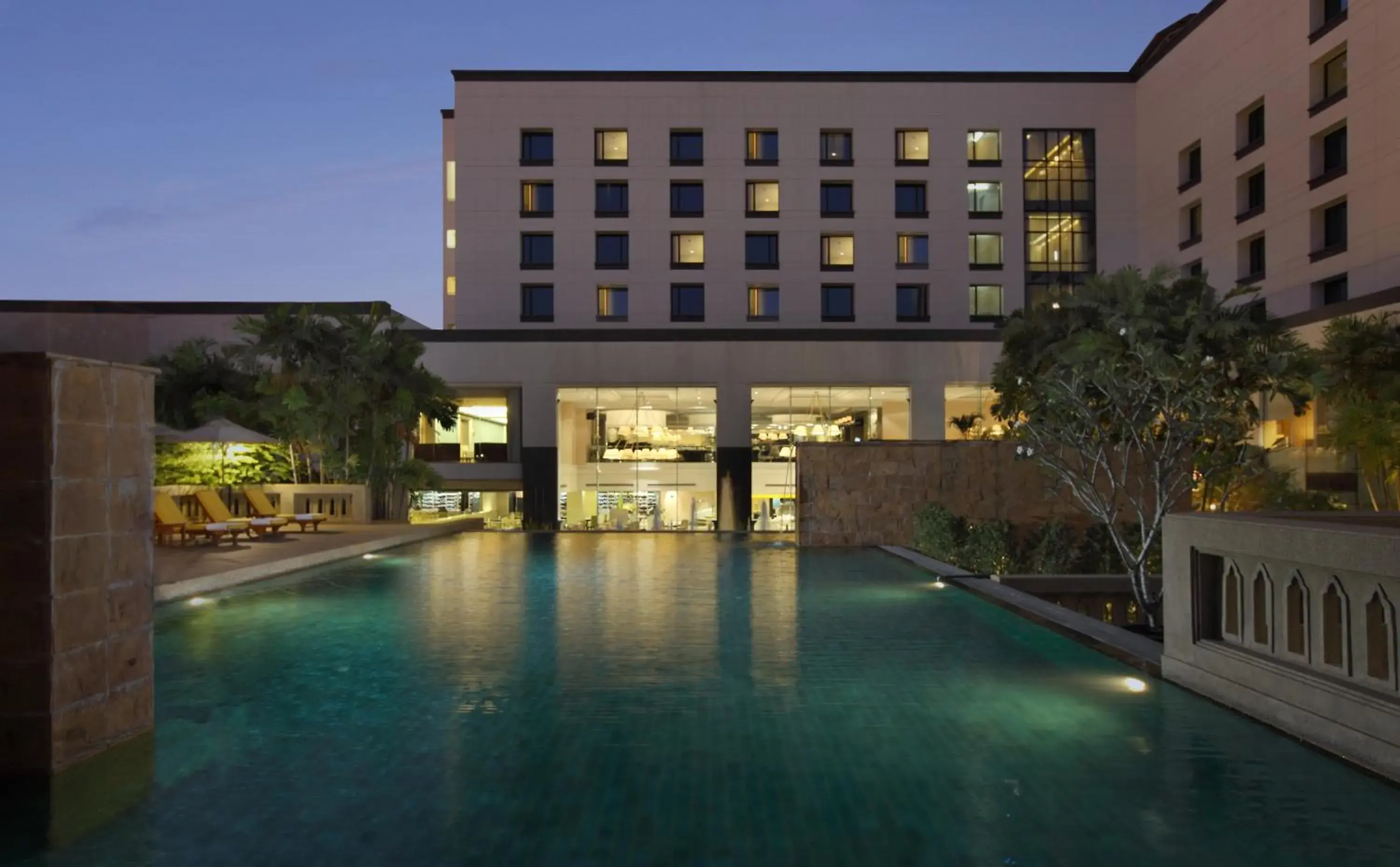 Facade/entrance in Dusit Princess Srinakarin Bangkok Facade/entrance in Dusit Princess Srinakarin Bangkok