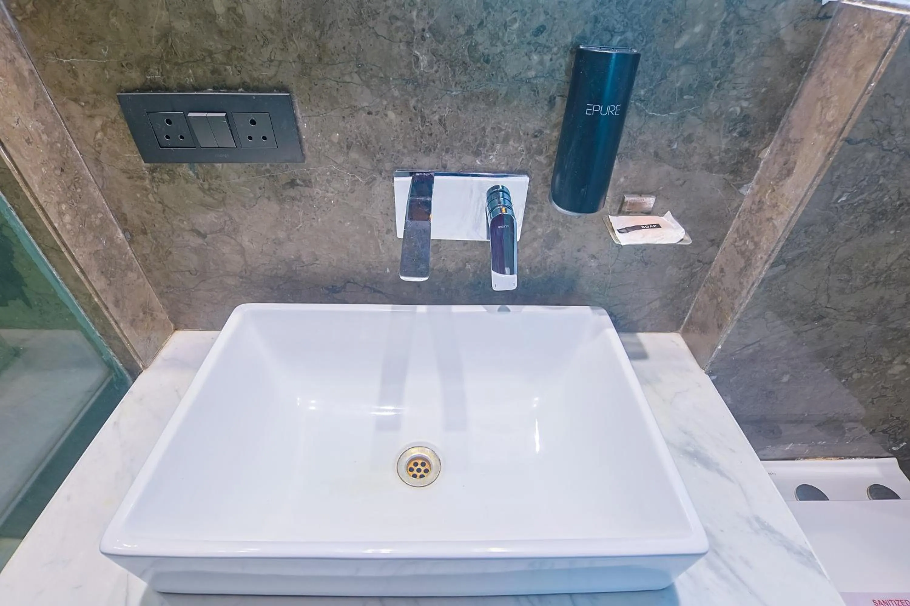 Bathroom in Amber Inn by Orion Hotels