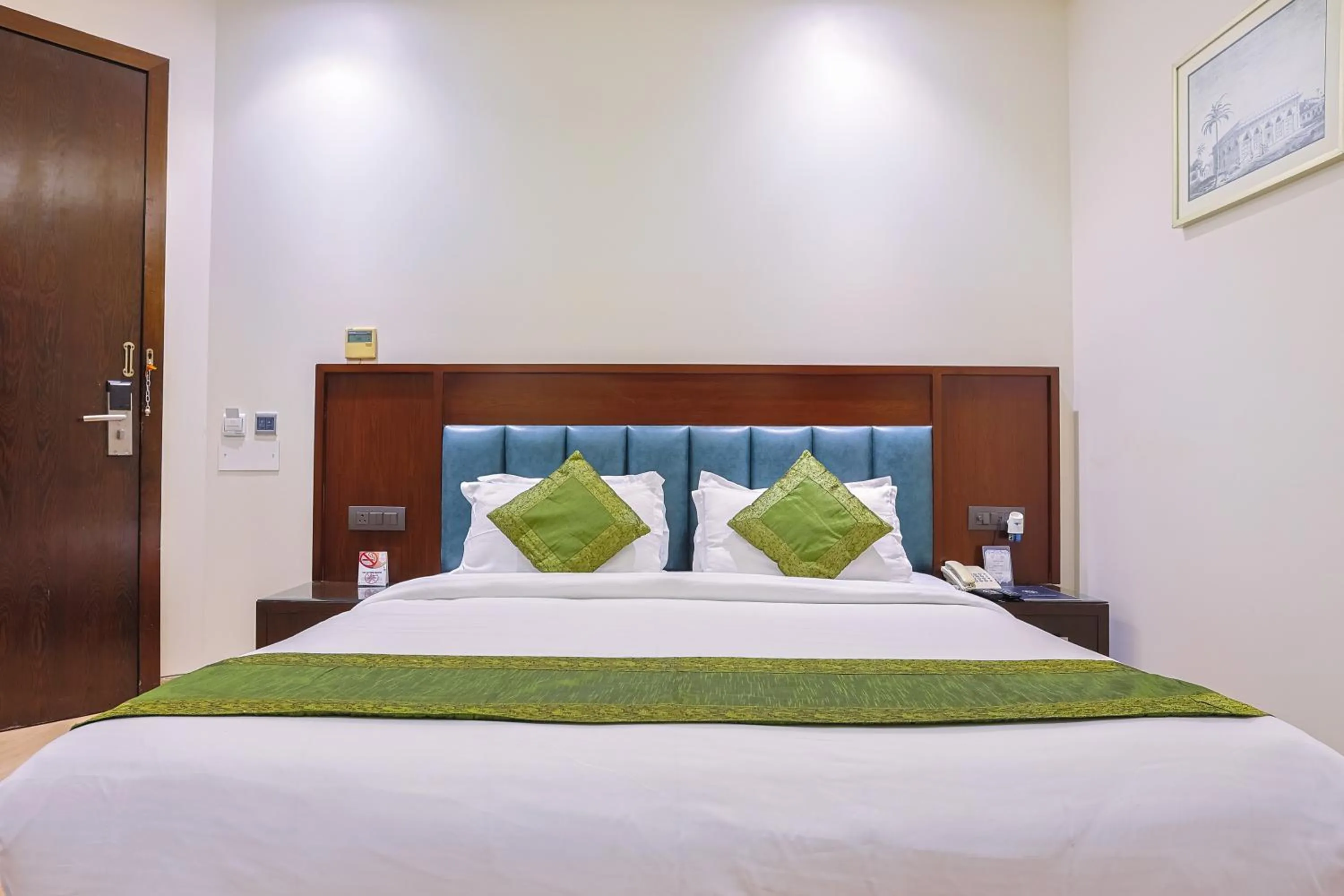 Property building, Bed in Amber Inn by Orion Hotels