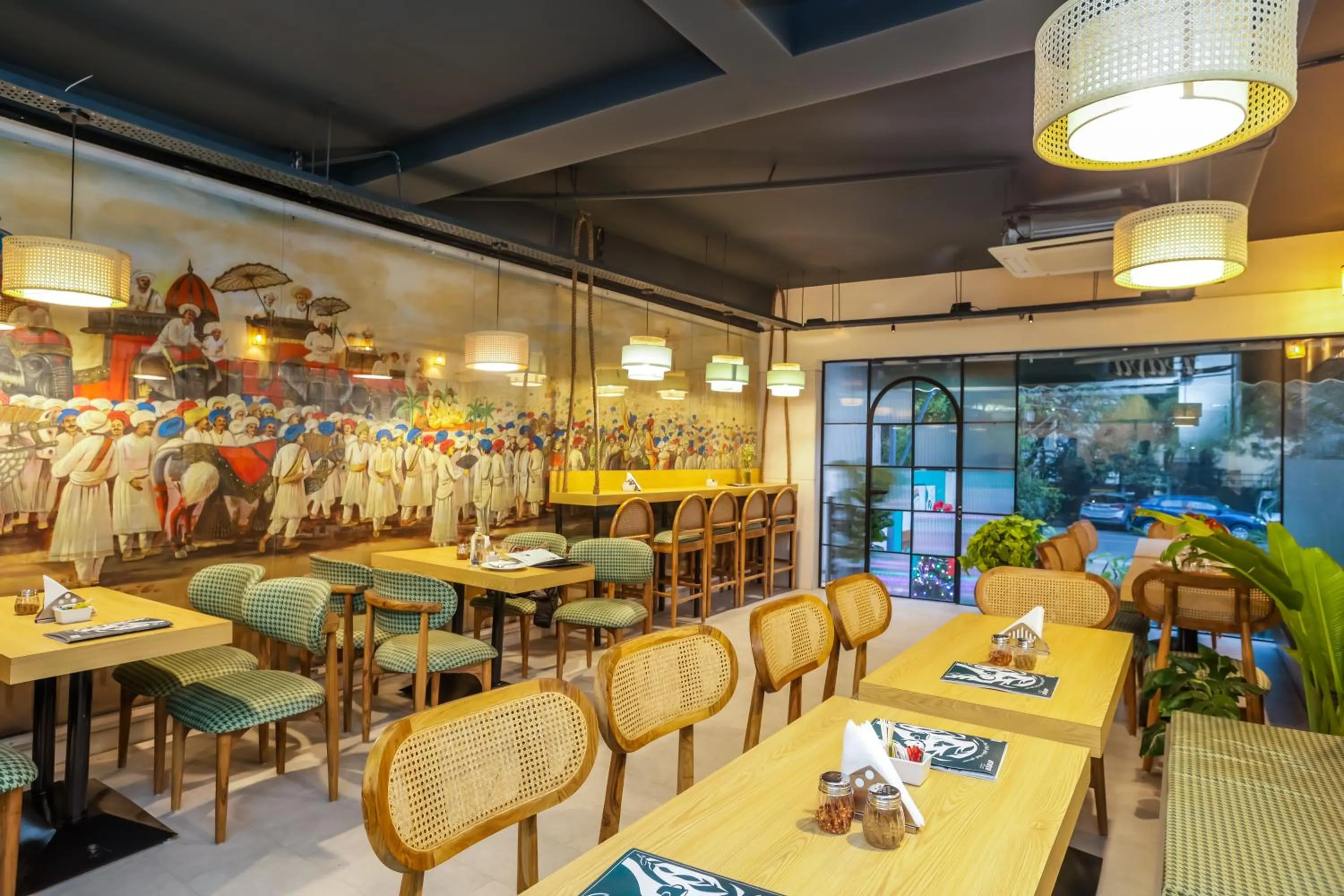 Restaurant/places to eat in Amber Inn by Orion Hotels