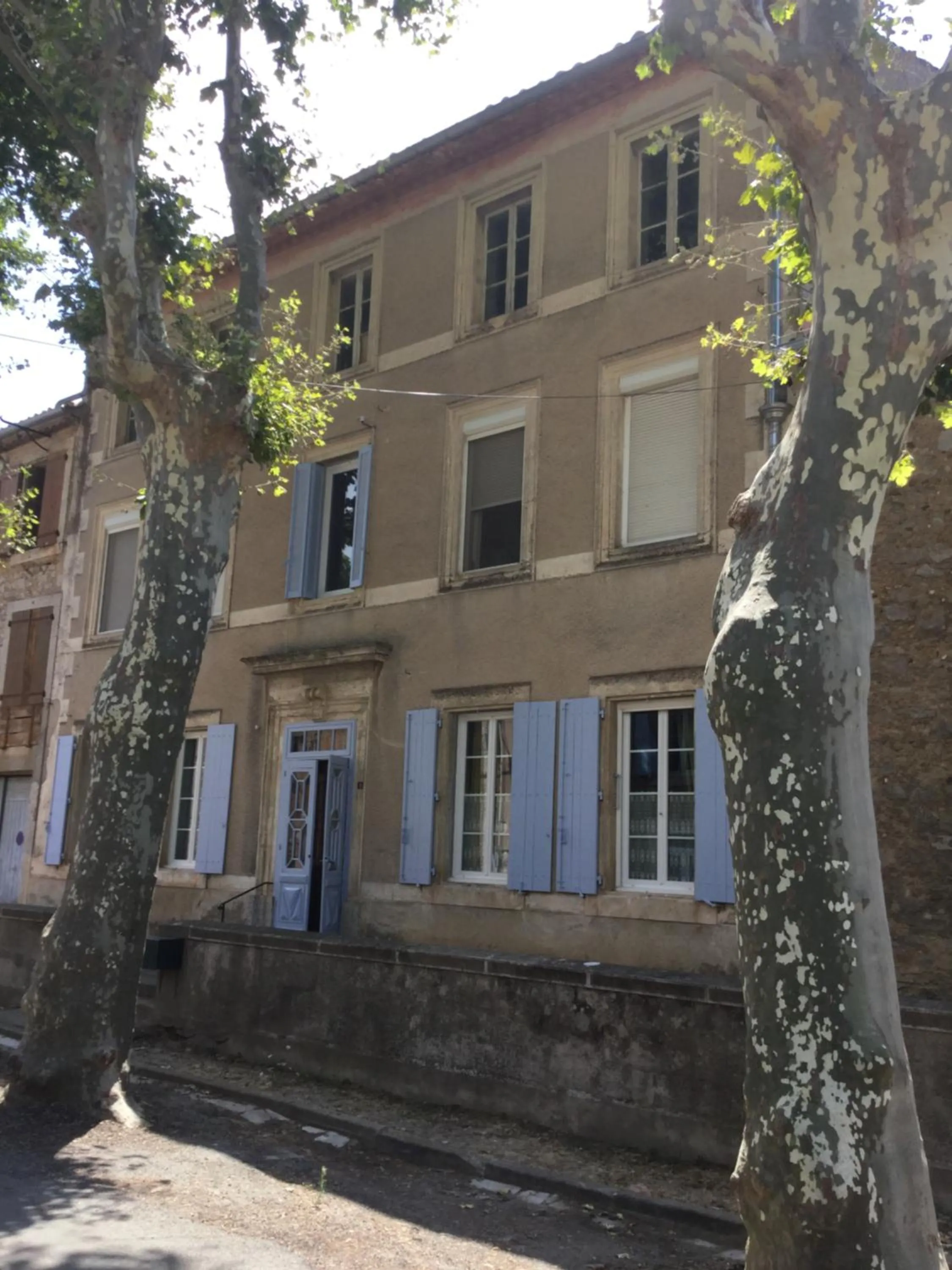 Property building in Chez Les Brocs B&B