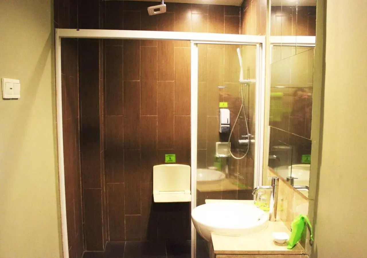 Bathroom in Maxonehotels At Sabang