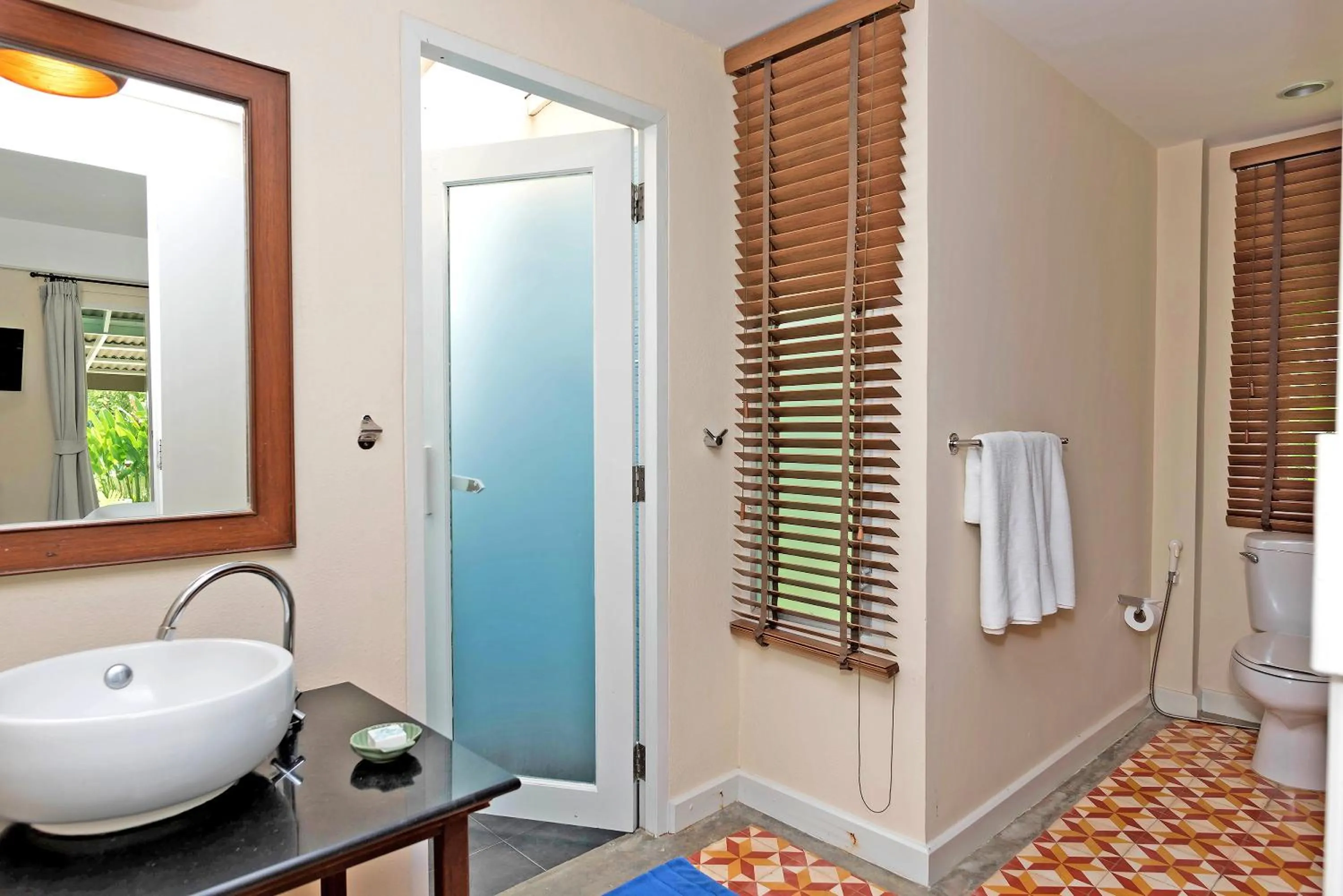 Shower in Sai Kaew Beach Resort