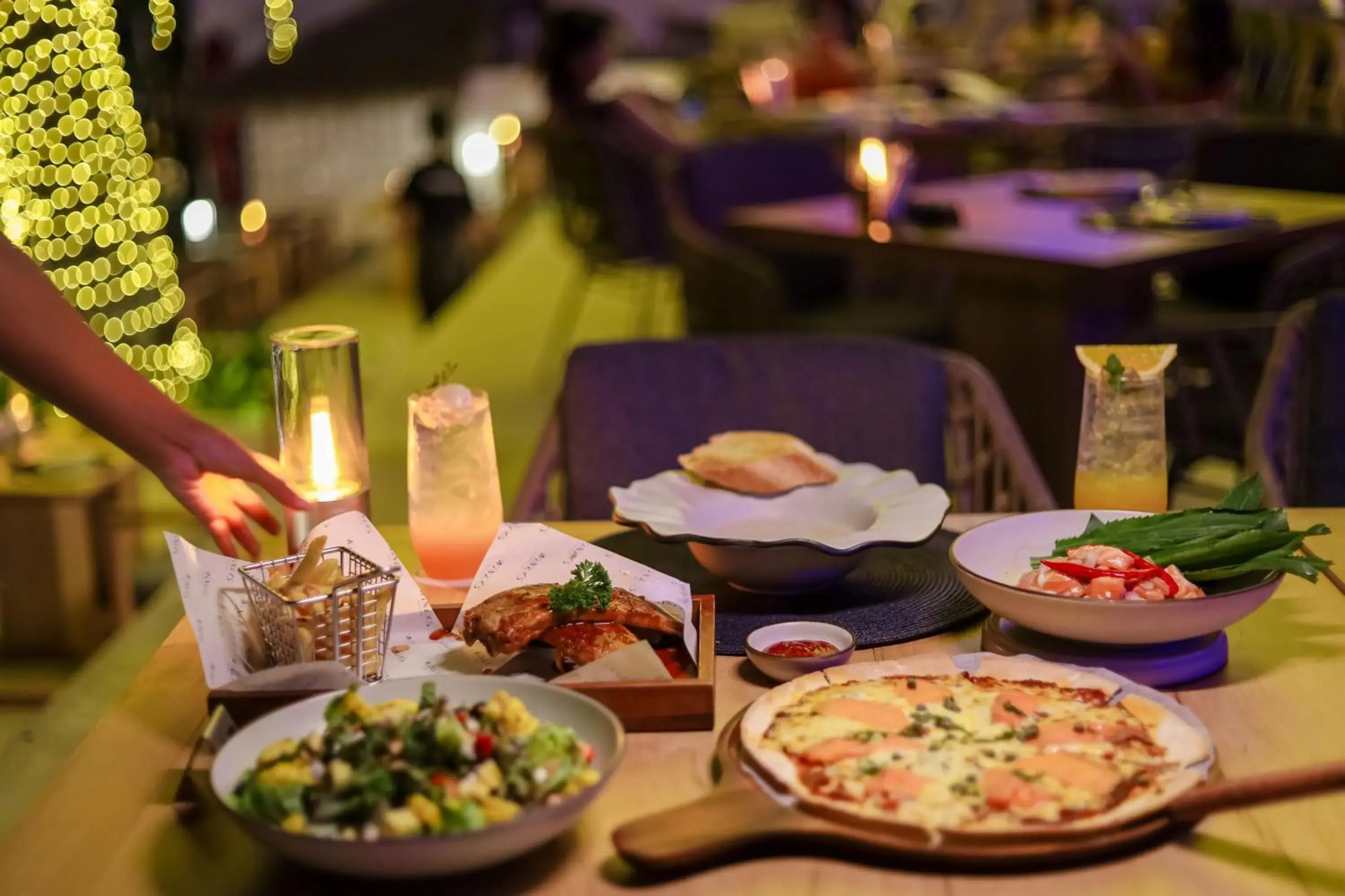 Restaurant/places to eat in Sai Kaew Beach Resort Restaurant/places to eat in Sai Kaew Beach Resort