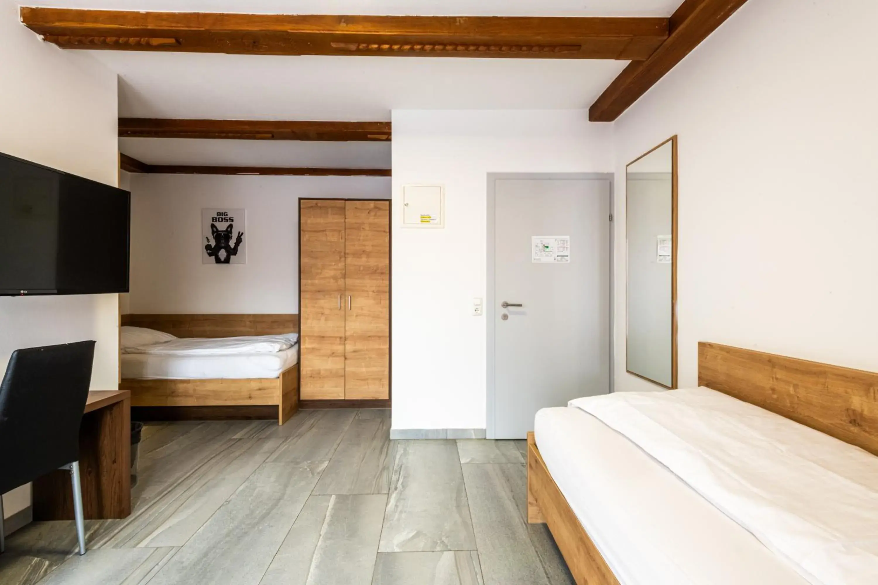 Twin Room with Bathroom in Wels Inn Hotel Twin Room with Bathroom in Wels Inn Hotel