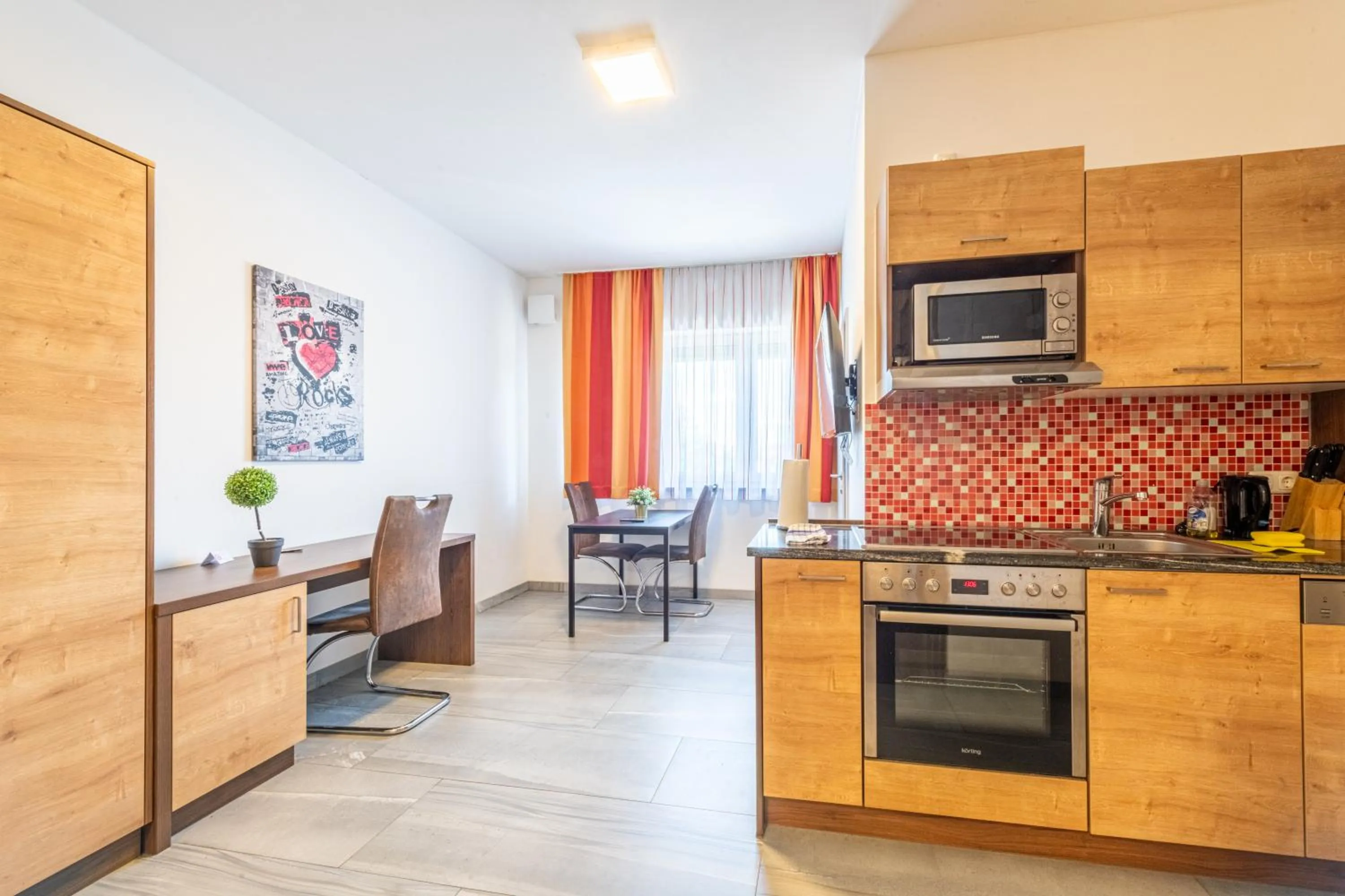 TV and multimedia in Wels Inn Hotel