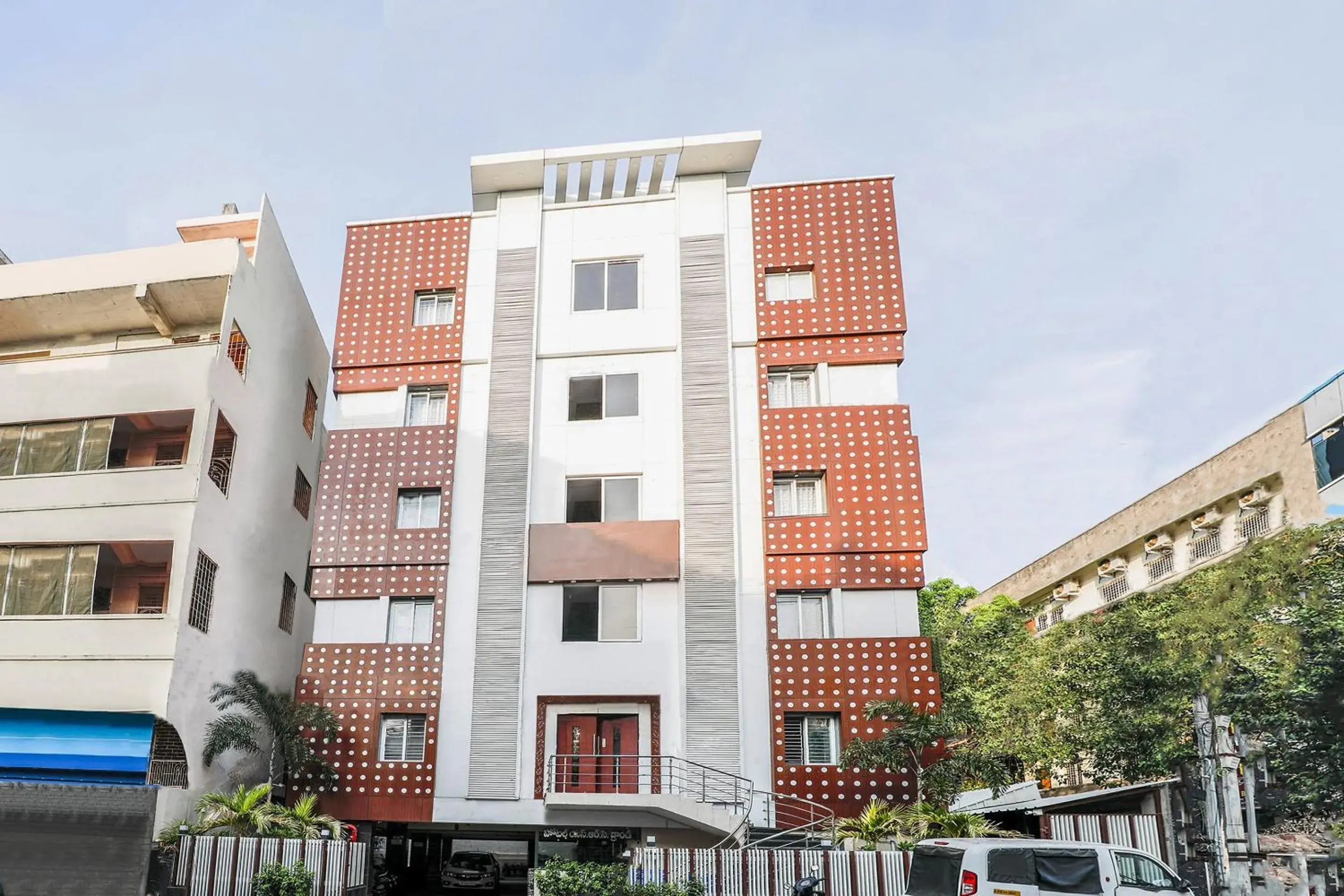 Facade/entrance in Super Hotel O Src Grand Facade/entrance in Super Hotel O Src Grand