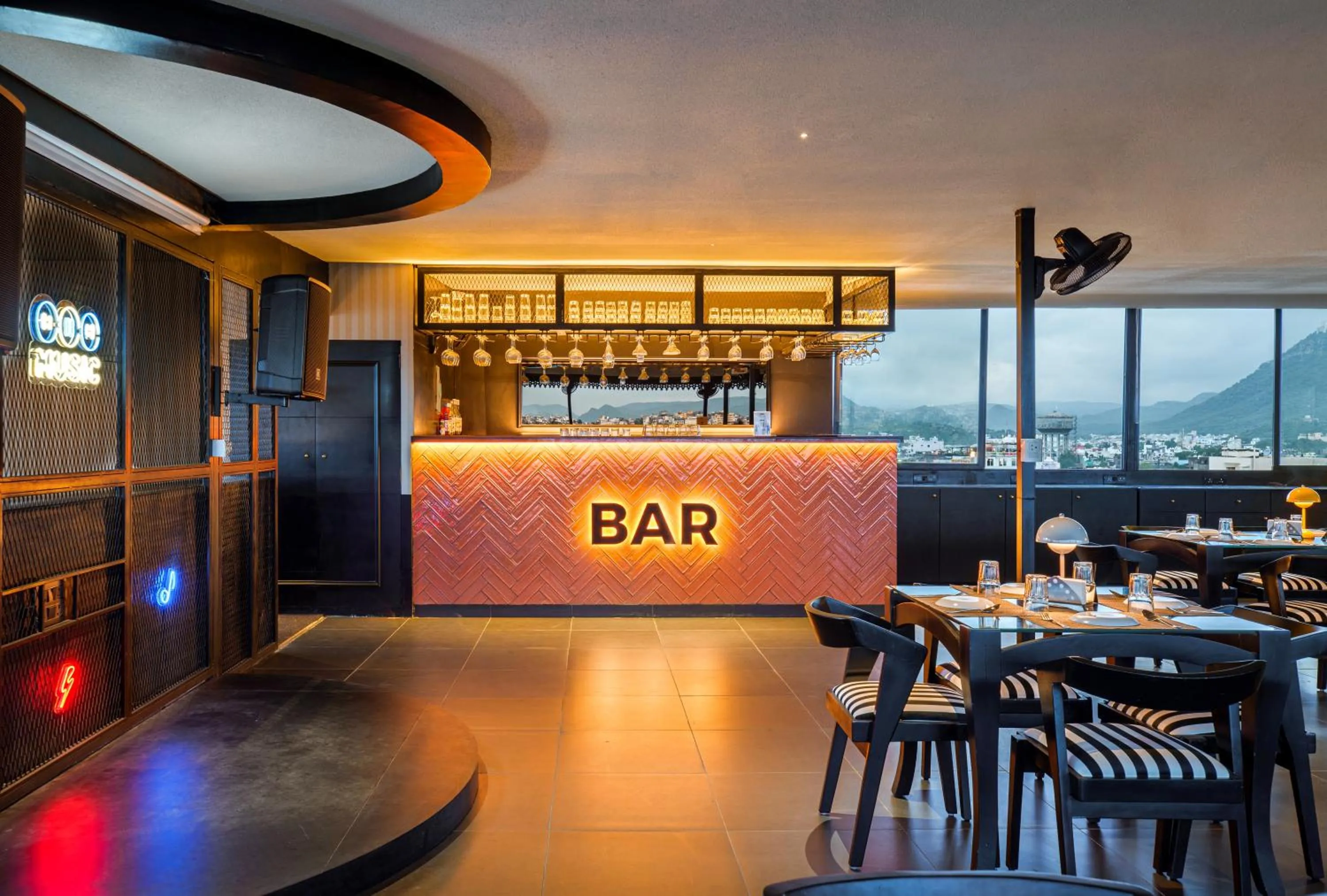 Lounge or bar in Kudos-My Downtown Hotels