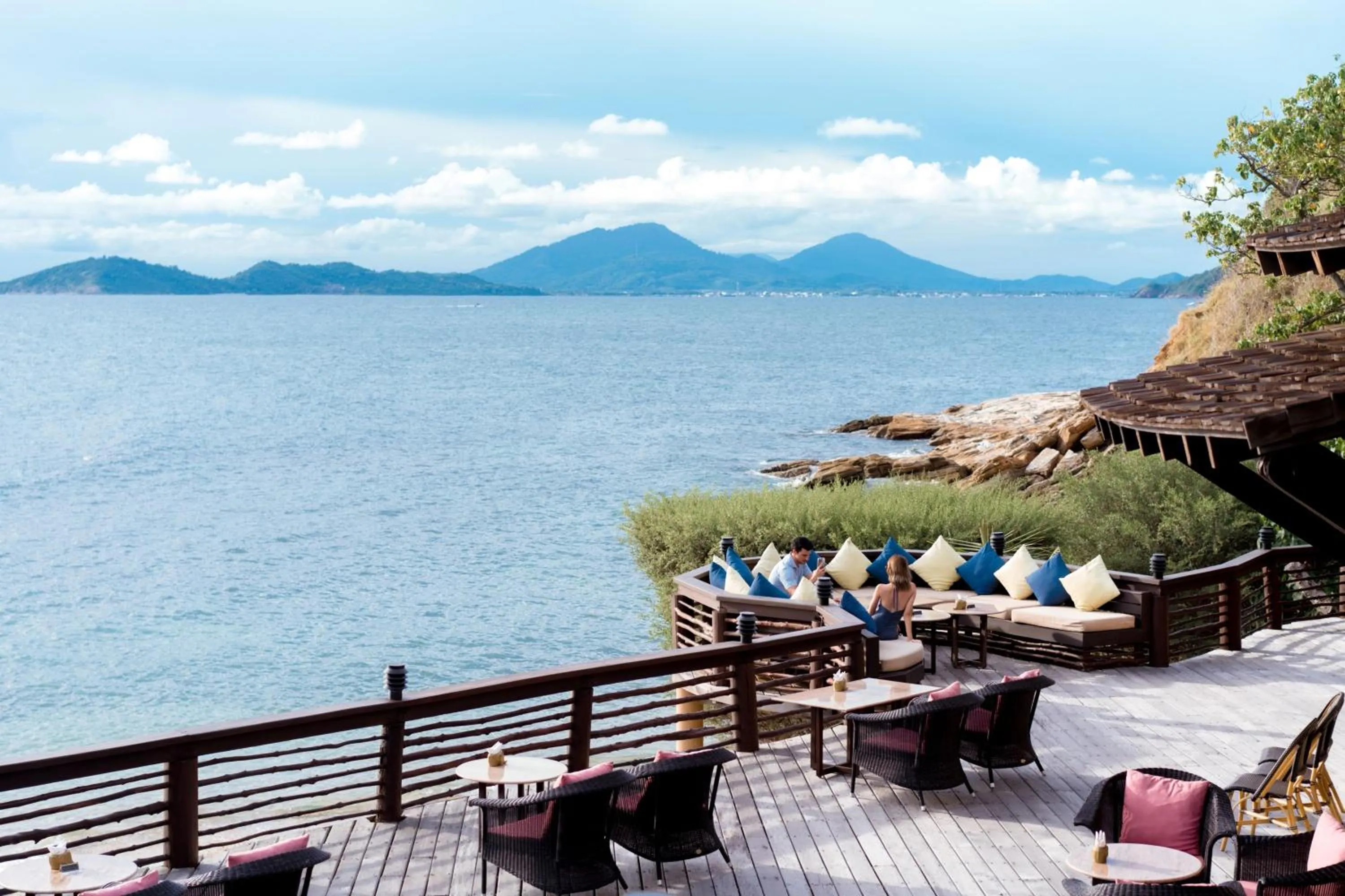 Lounge or bar in Paradee