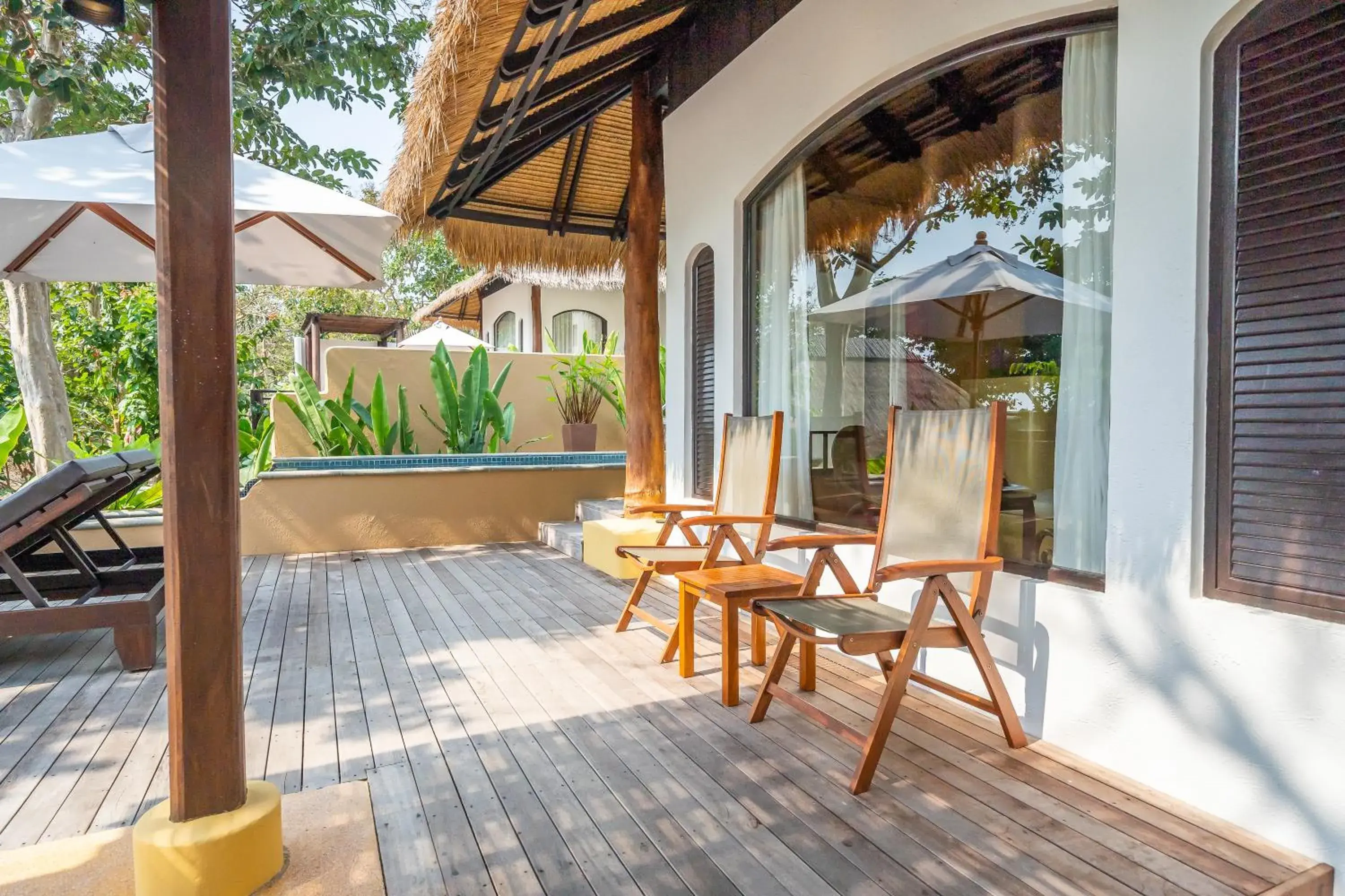 Property building in Paradee Property building in Paradee