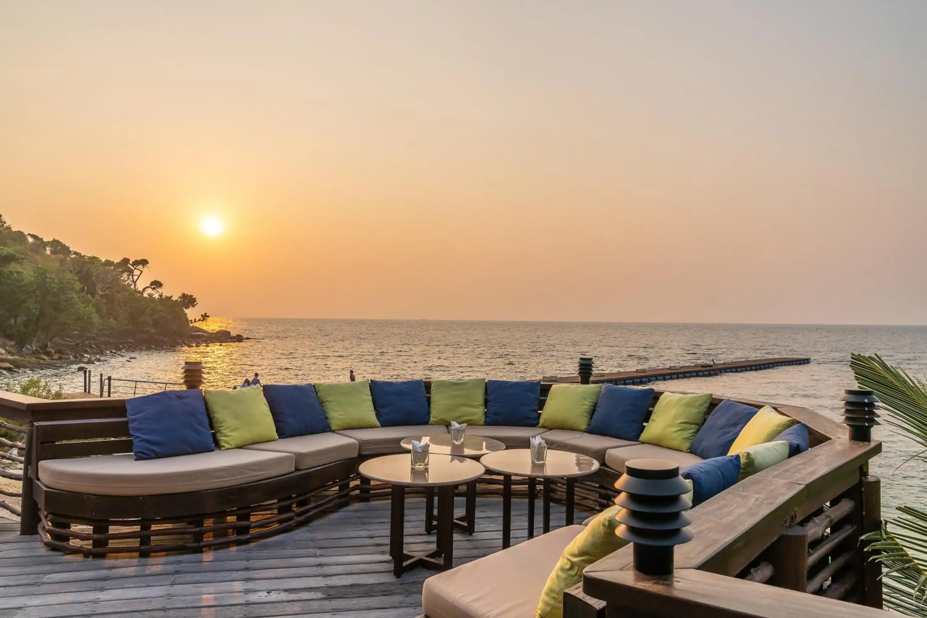 Lounge or bar in Paradee Lounge or bar in Paradee