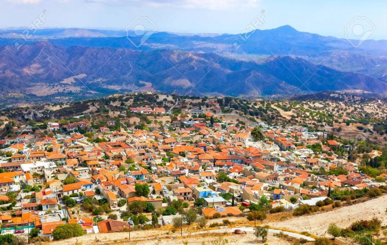 Area and facilities in Lefkara Hotel