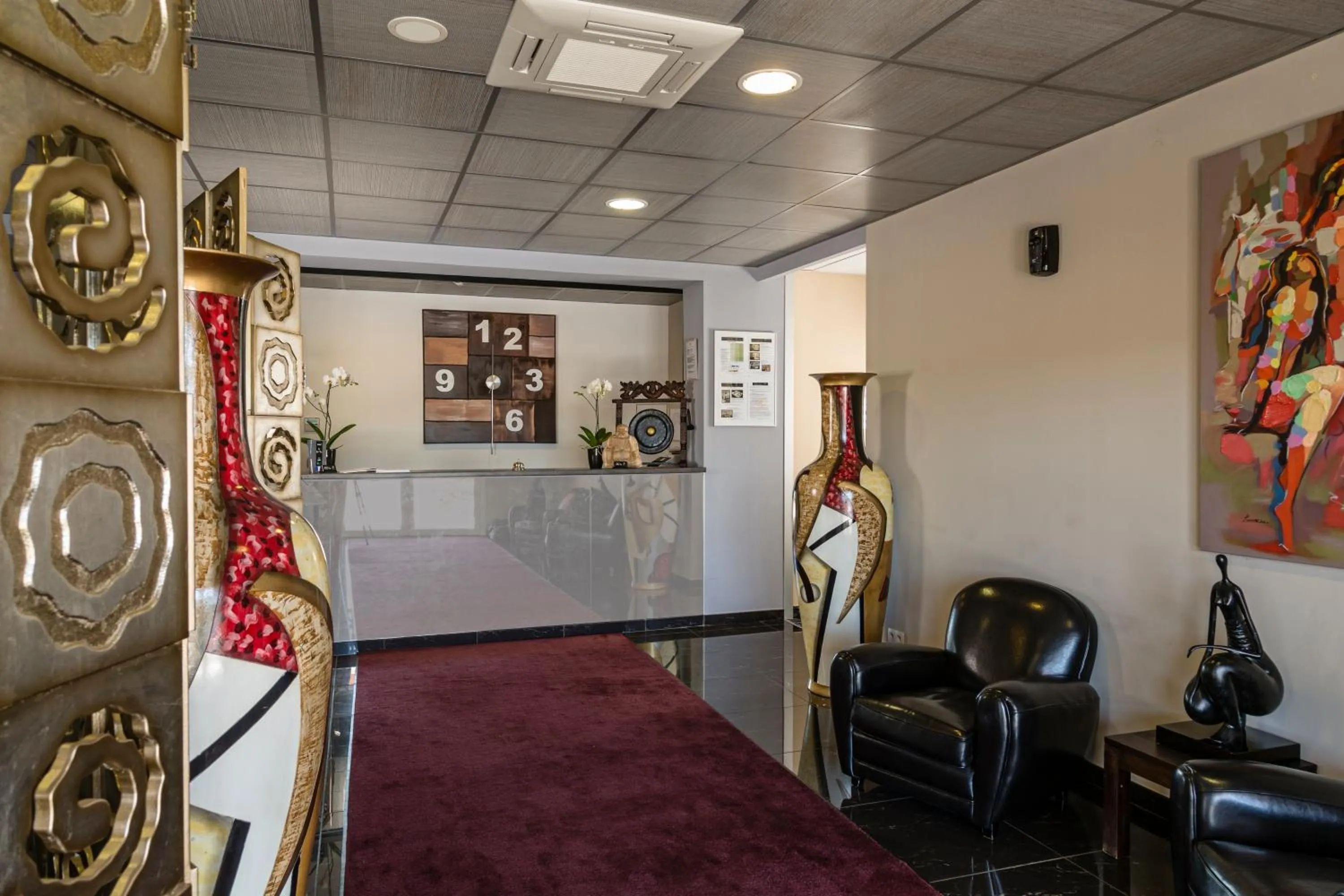 Lobby or reception in Le Ya'Tis