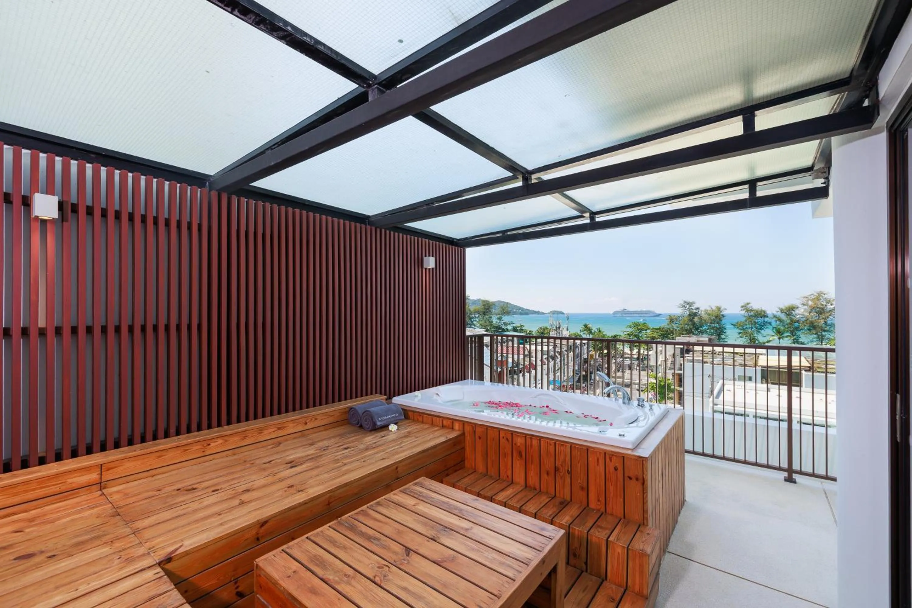 Balcony/Terrace in Patong Beach Hotel by See2Sea