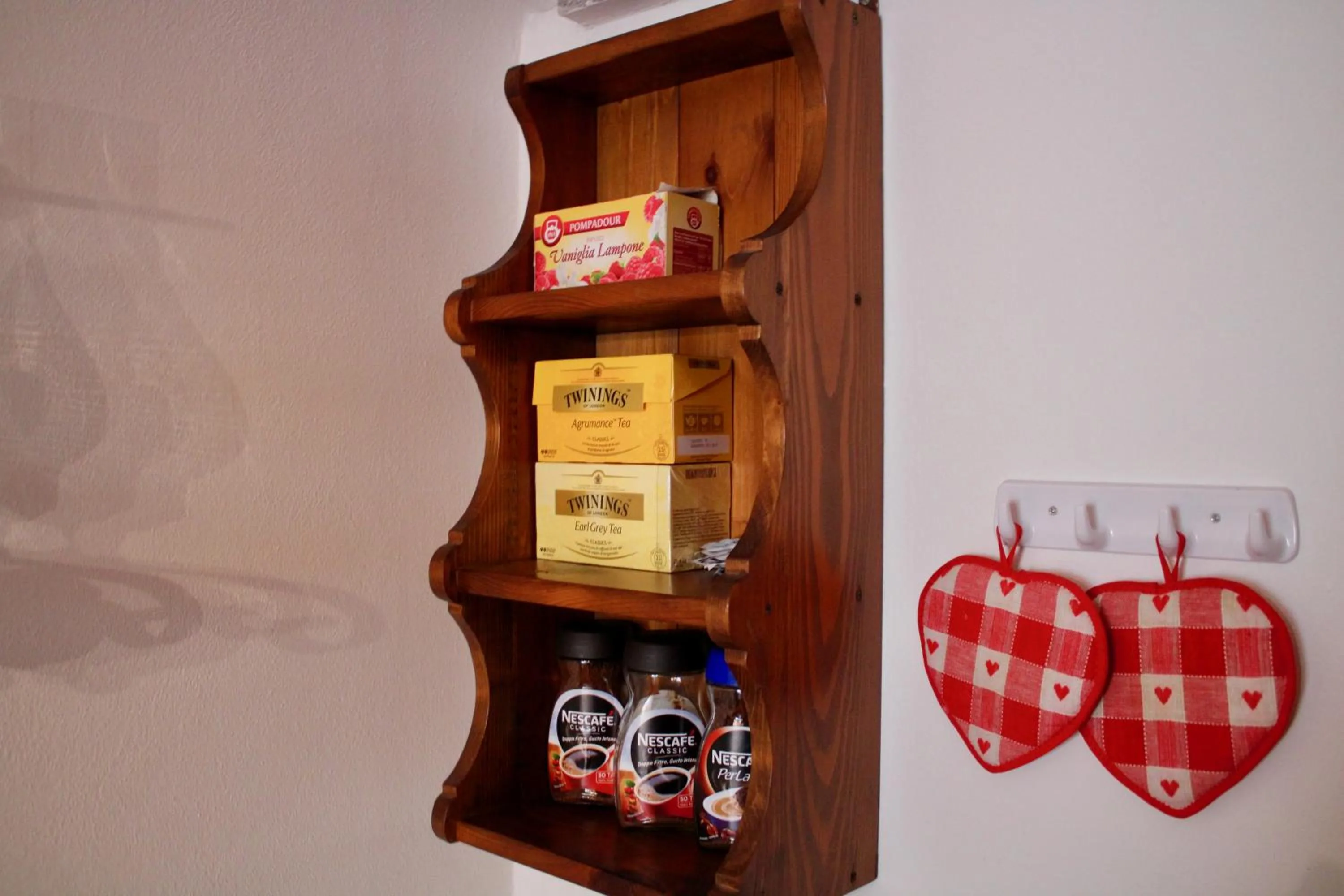 Coffee/tea facilities in Casa Ambra Comfort Studio