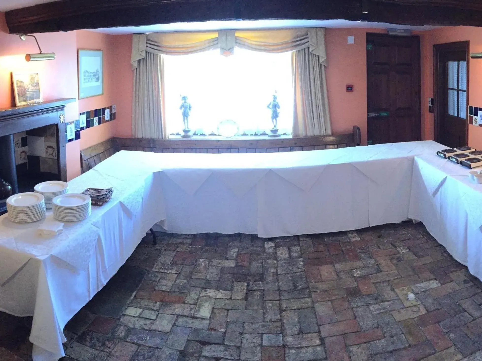 Lobby or reception, Bed in Cross Keys Hotel Chatteris Lobby or reception, Bed in Cross Keys Hotel Chatteris