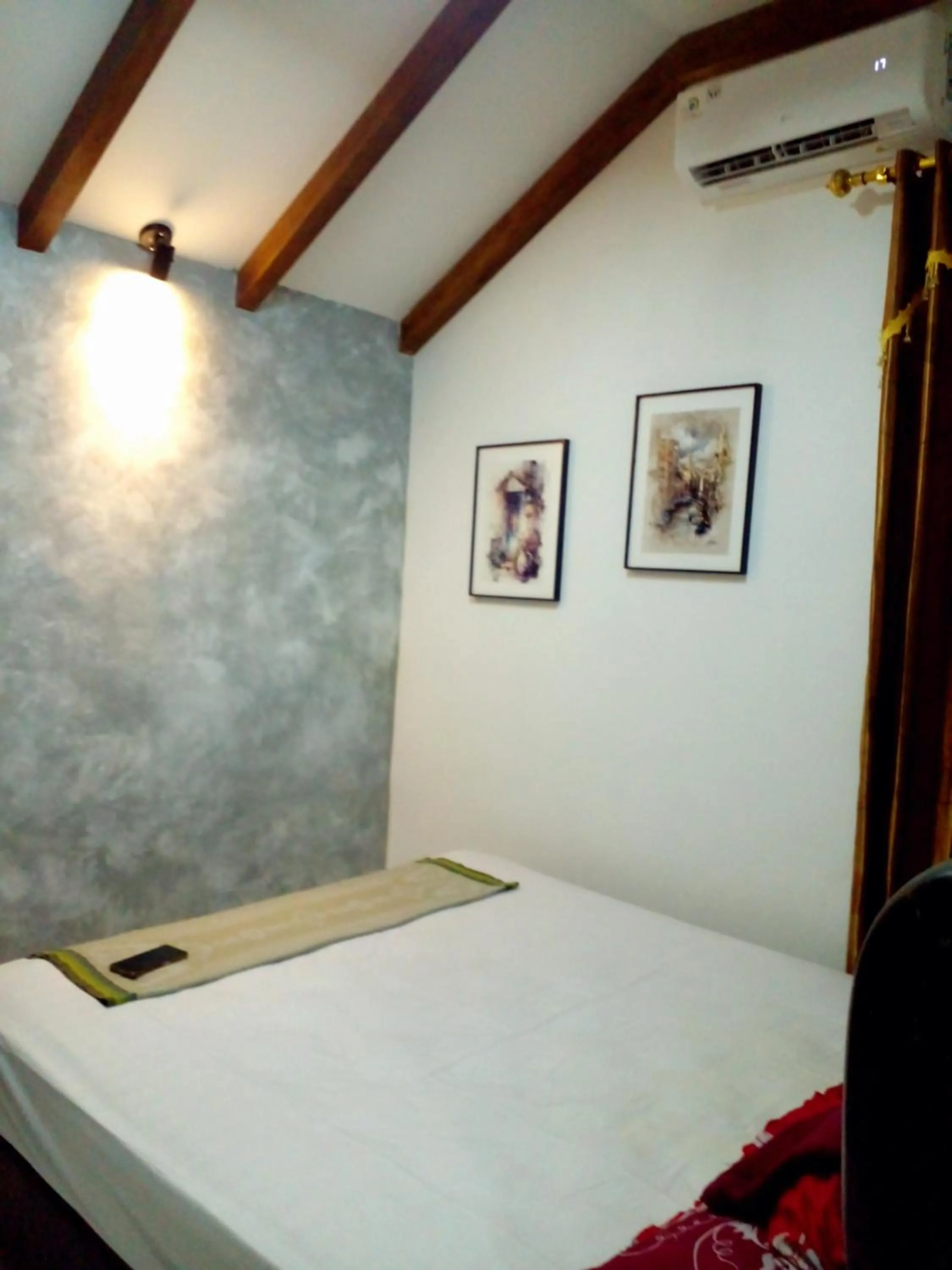 Bed in Fajar Home Stay Batukaras