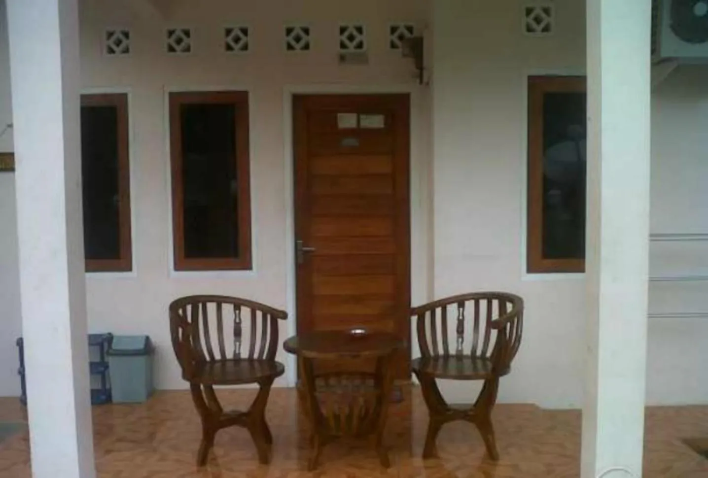 Facade/entrance in Fajar Home Stay Batukaras