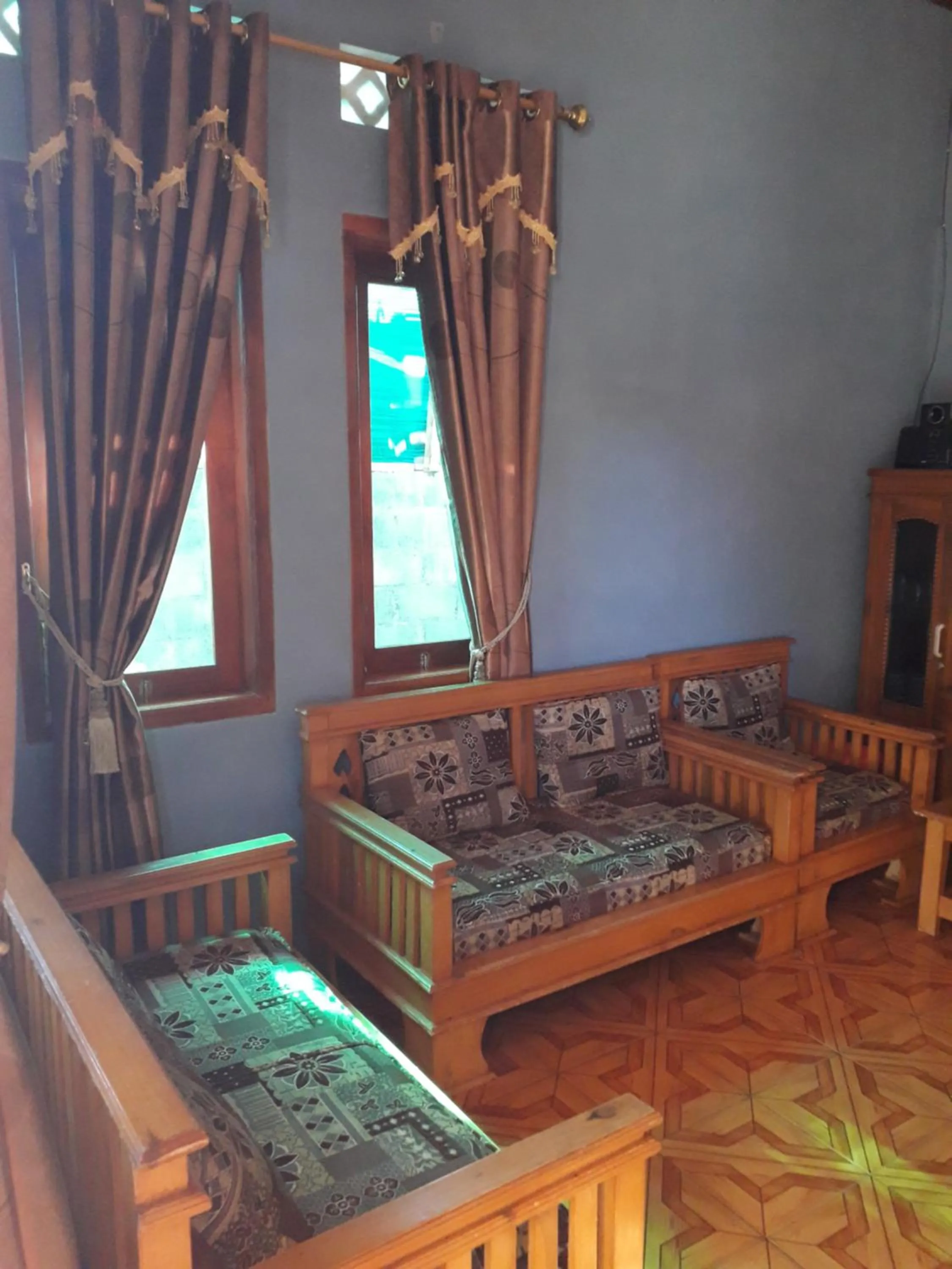 Fajar Home Stay Batukaras
