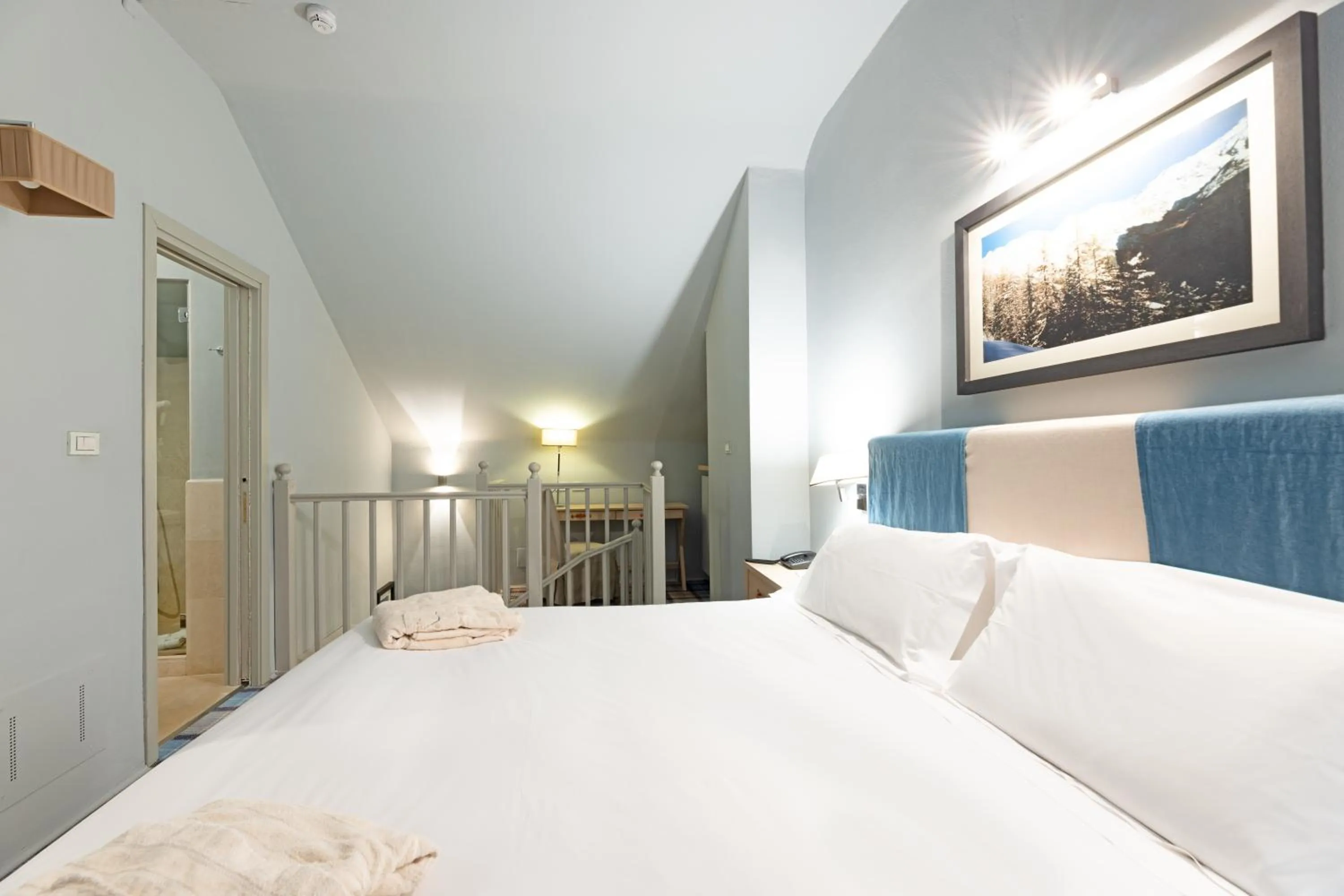 Bed in Val di Luce SPA Resort