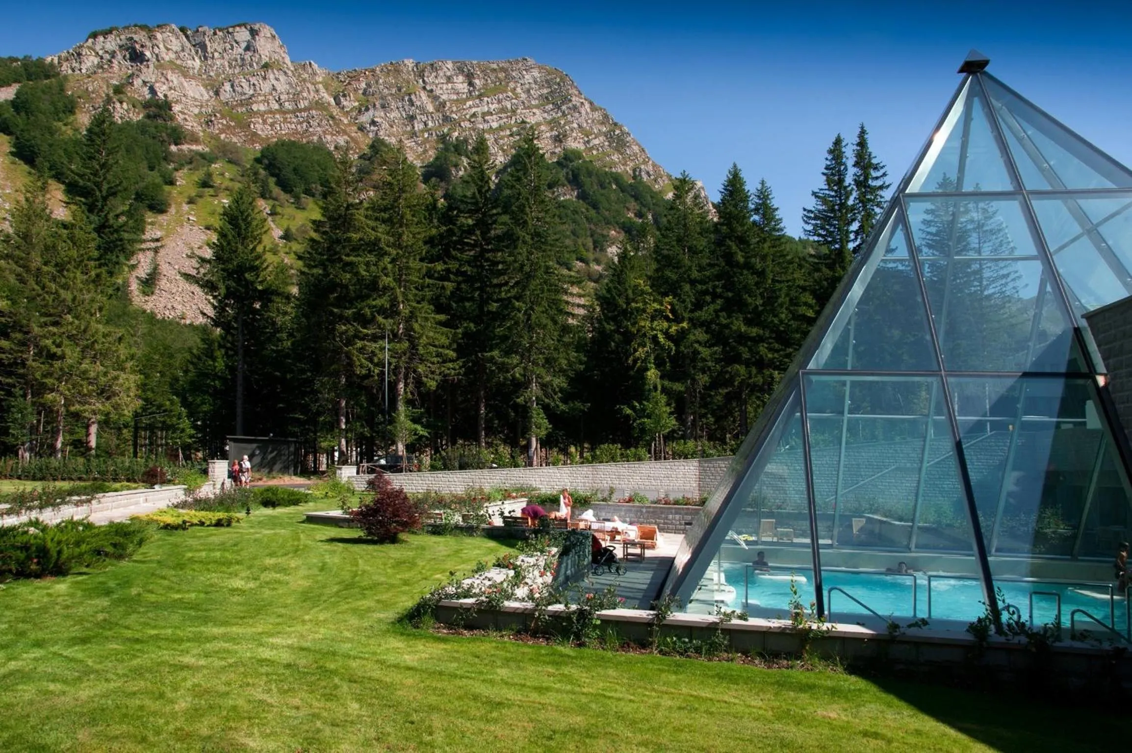 Spring in Val di Luce SPA Resort