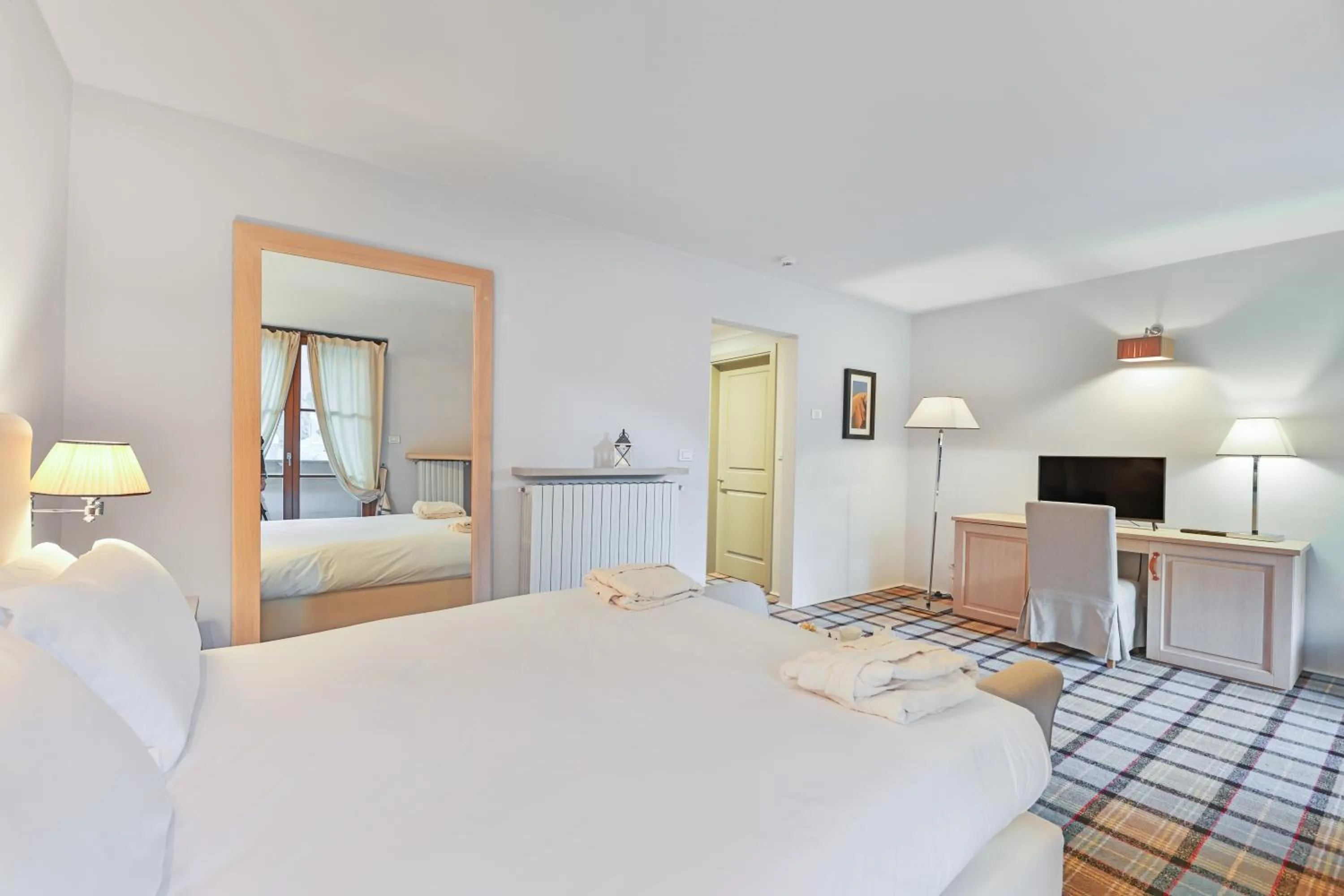 Bed in Val di Luce SPA Resort